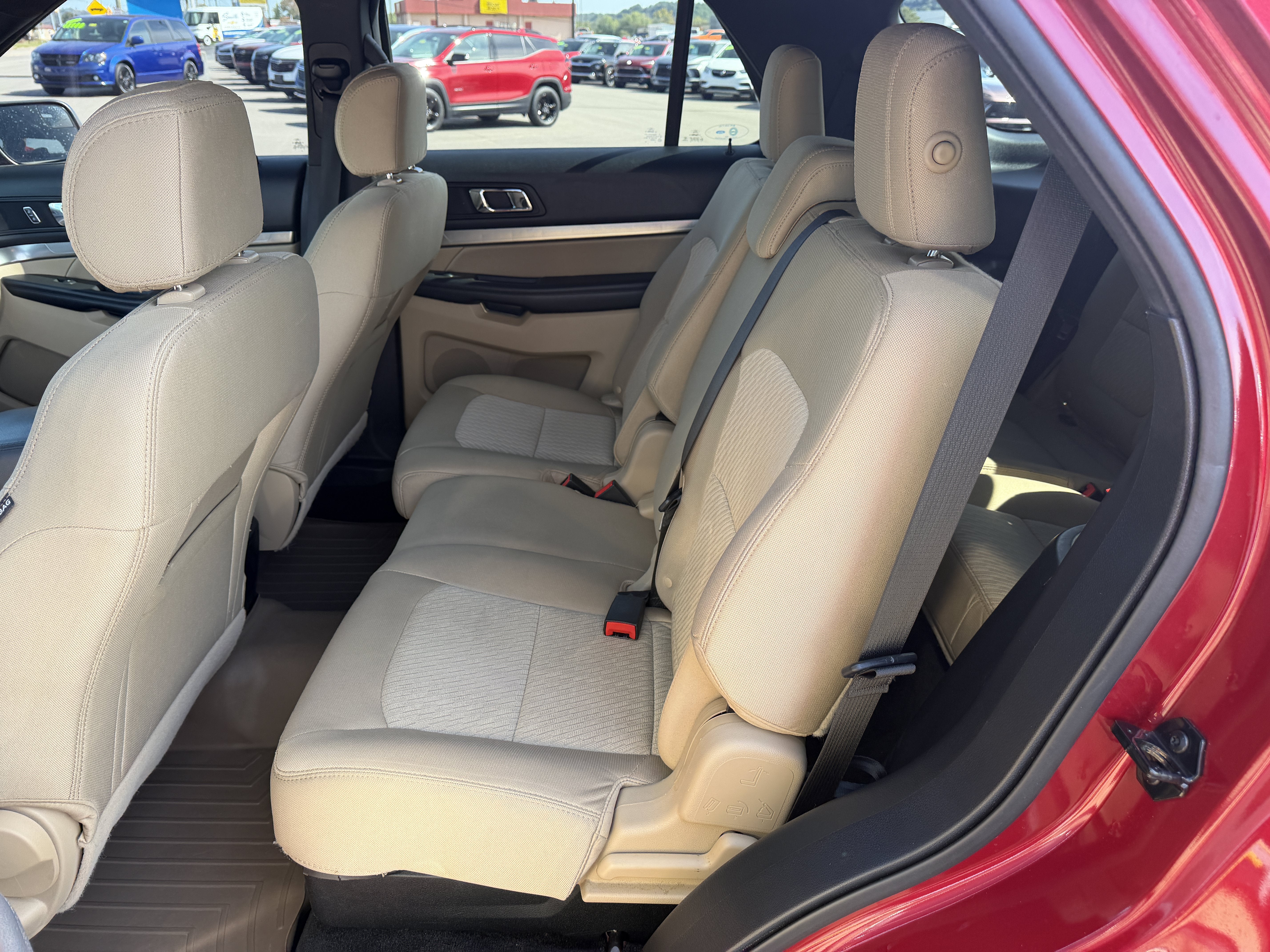 2017 Ford Explorer Base