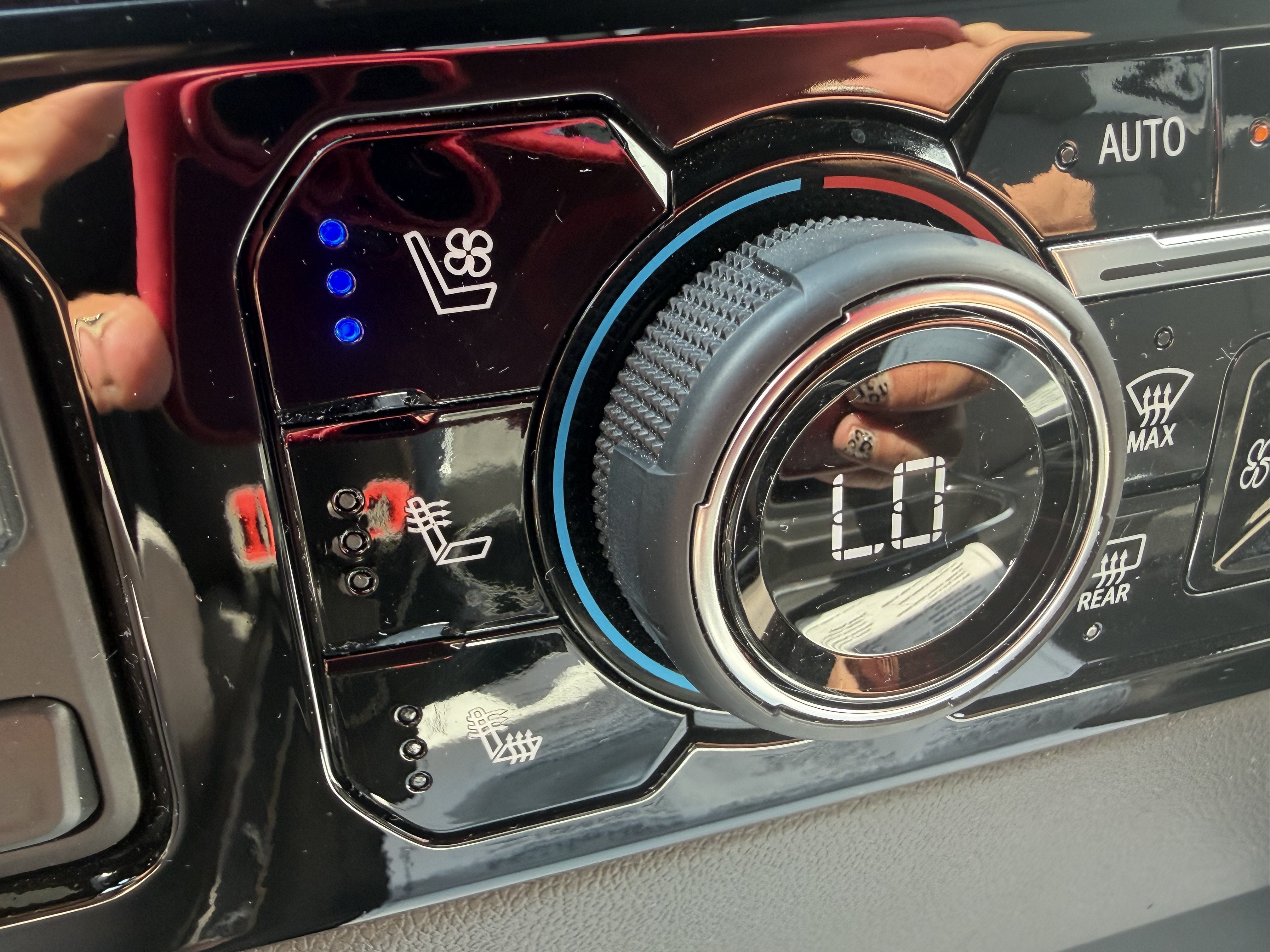 2025 Chevrolet Silverado 3500 HD LTZ