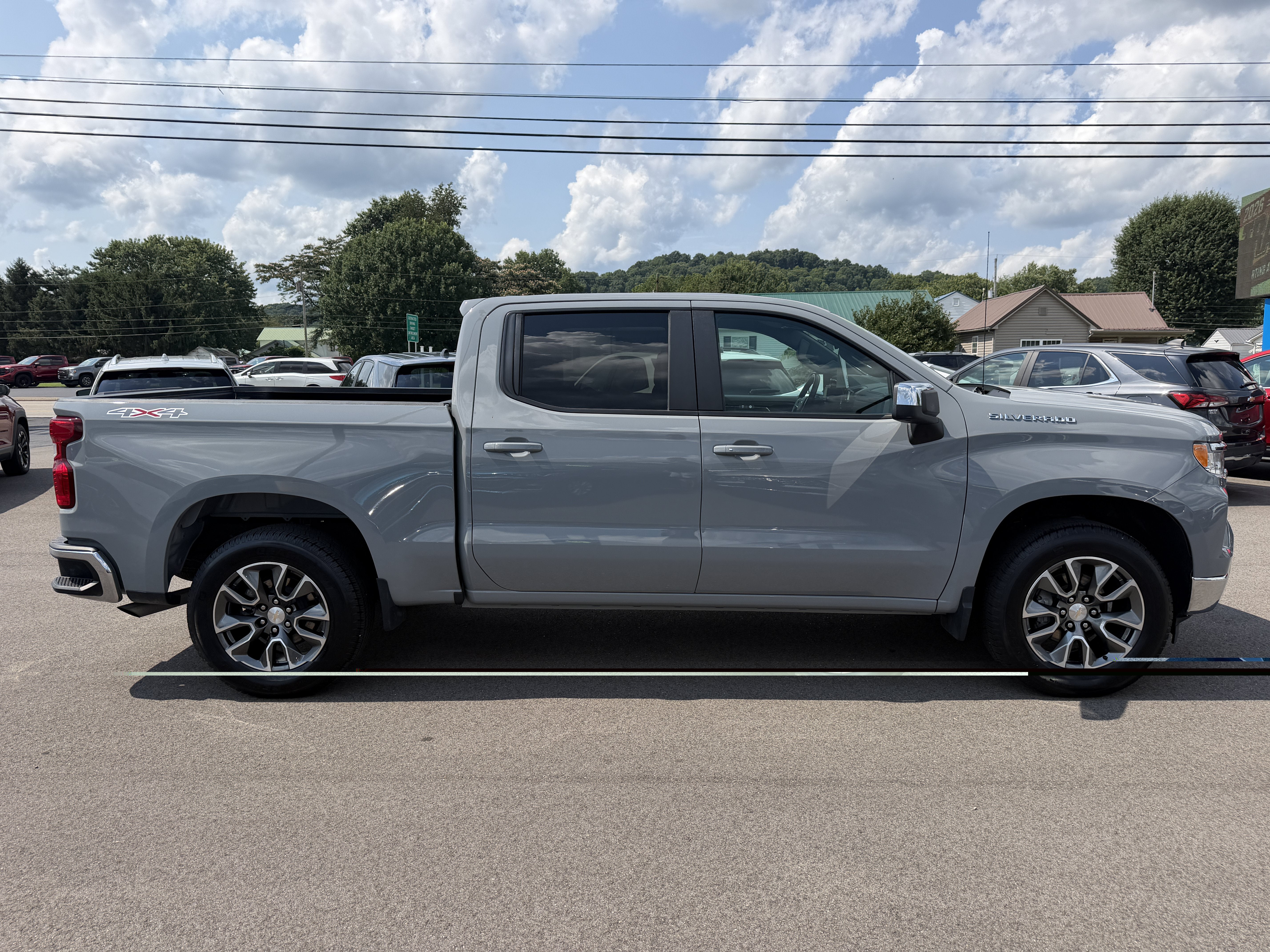 2024 Chevrolet Silverado 1500 LT (2FL)