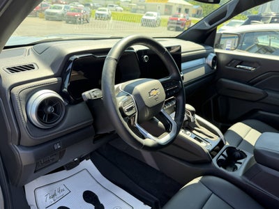 2025 Chevrolet Colorado WT/LT