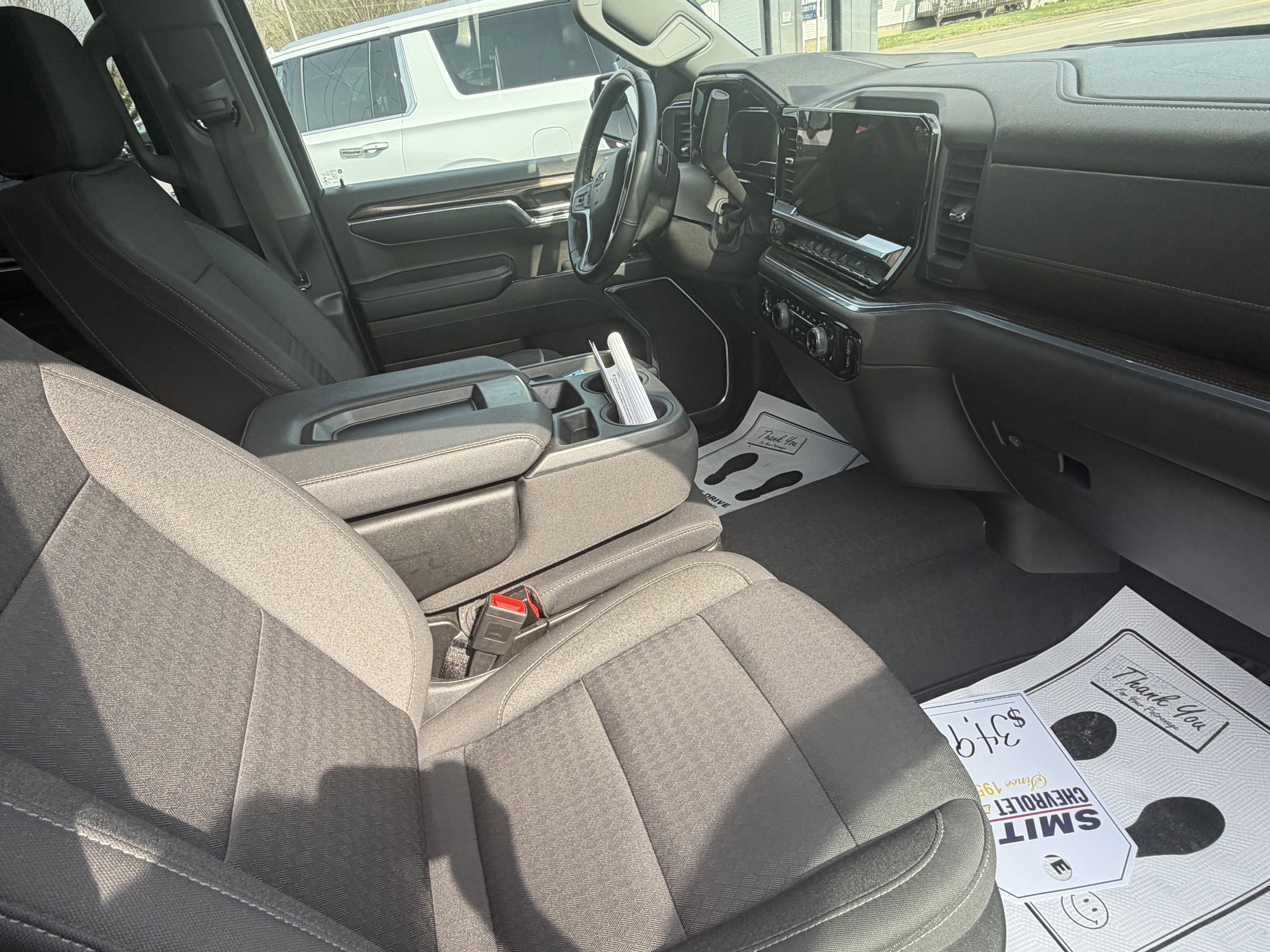 2023 Chevrolet Silverado 1500 LT (2FL)