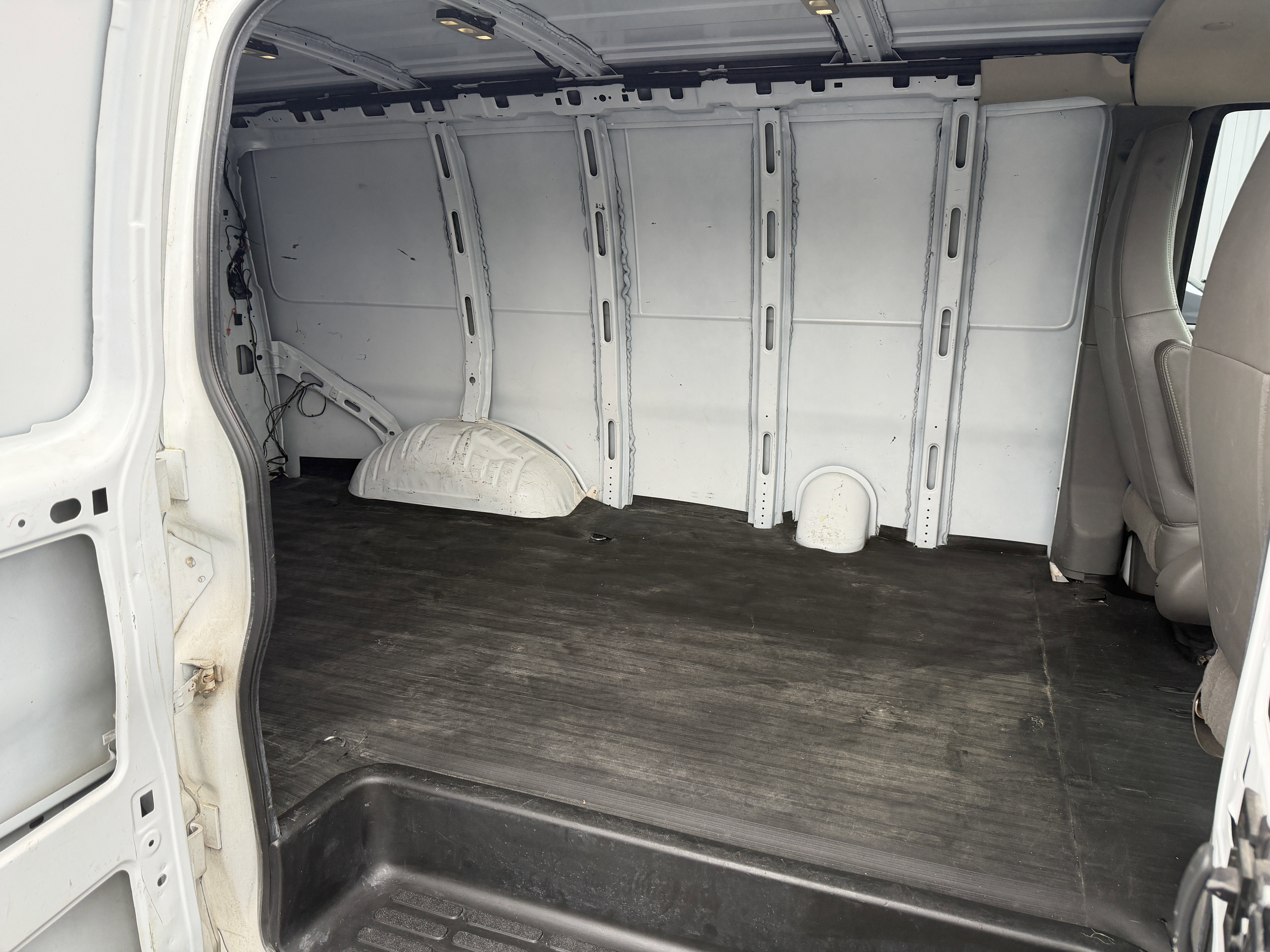 2019 Chevrolet Express Cargo 2500 Base