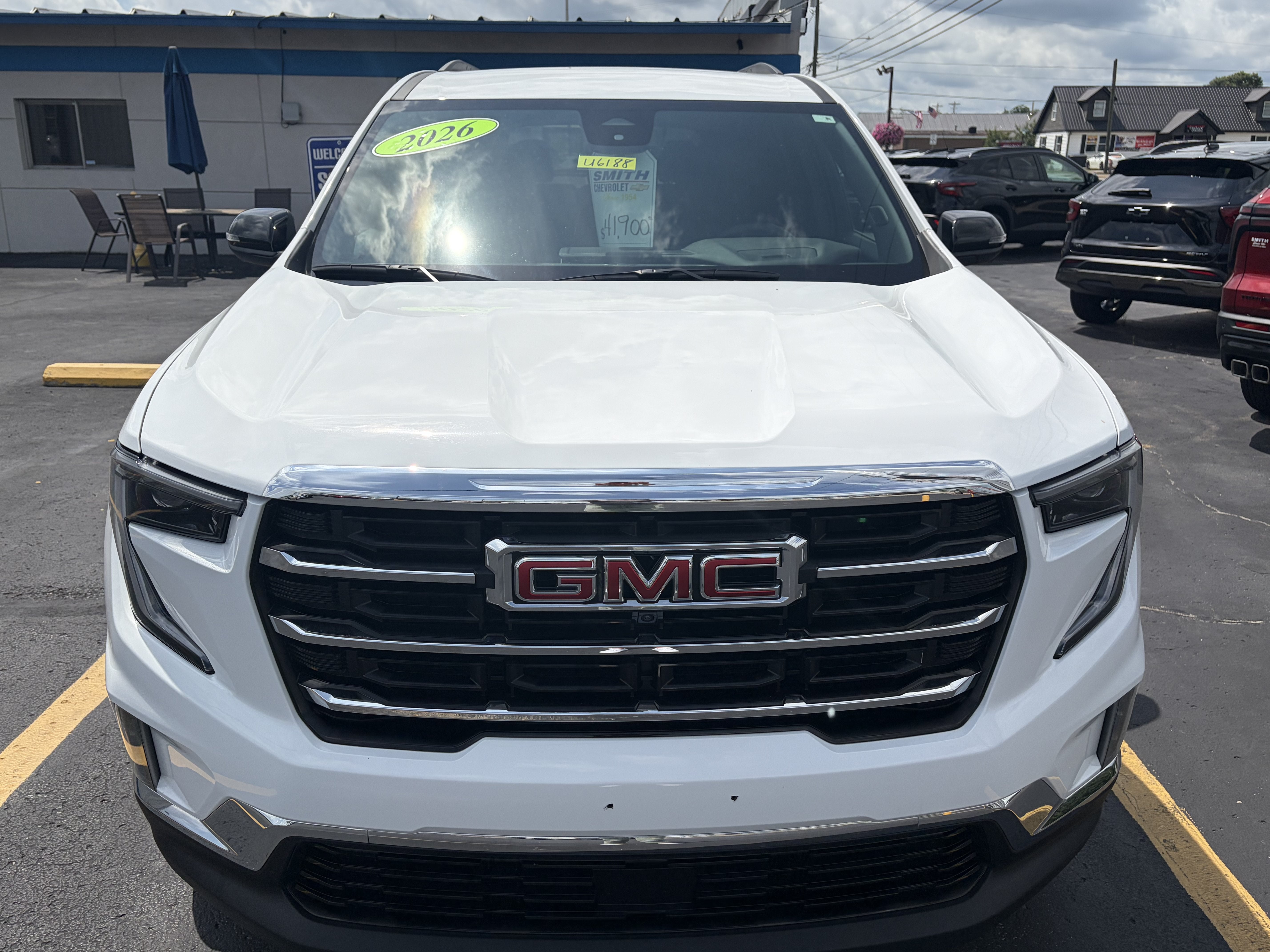 2026 GMC Acadia Elevation