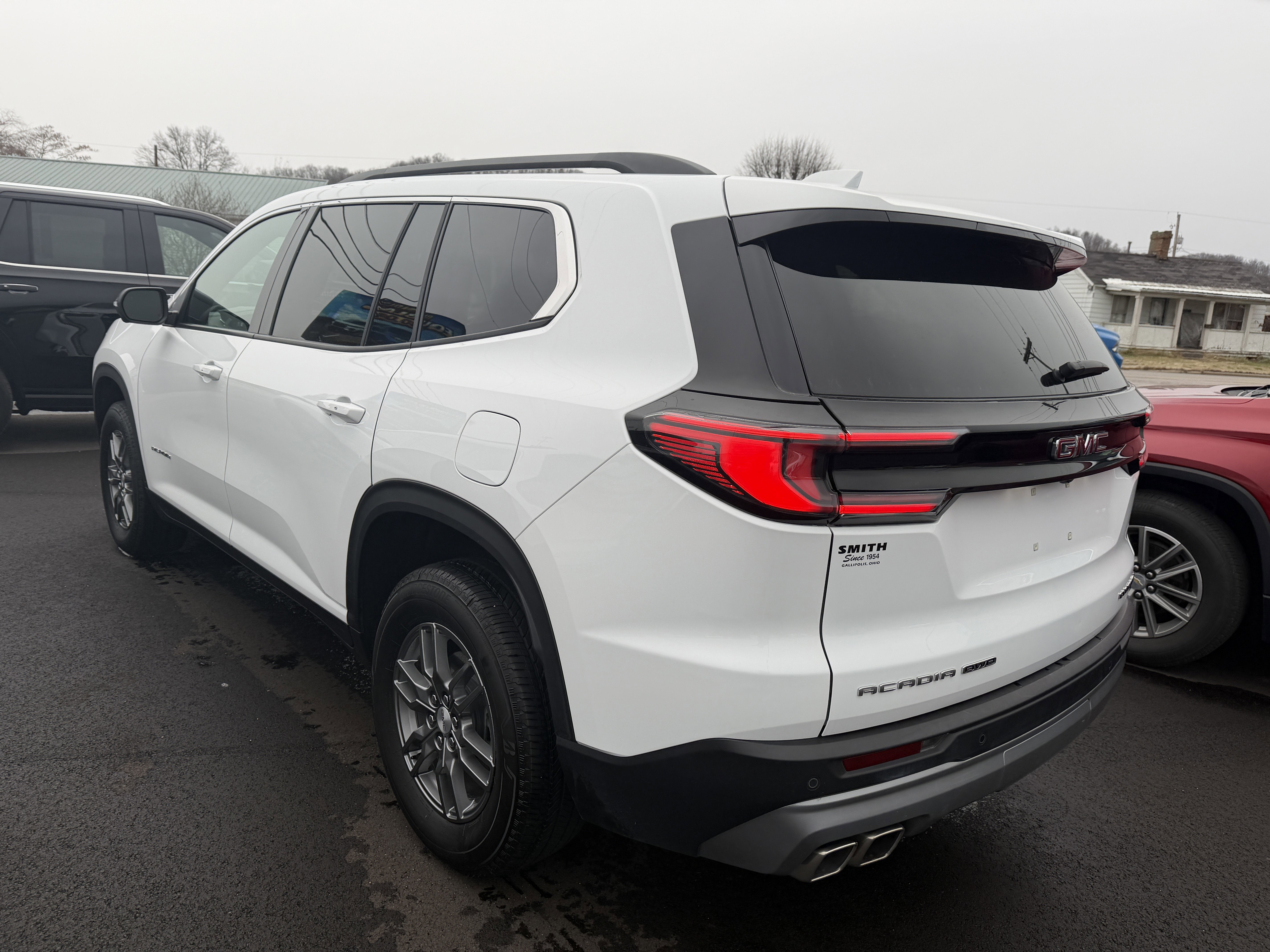 2025 GMC Acadia Elevation