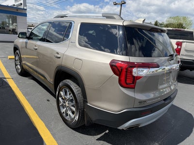 2023 GMC Acadia SLT