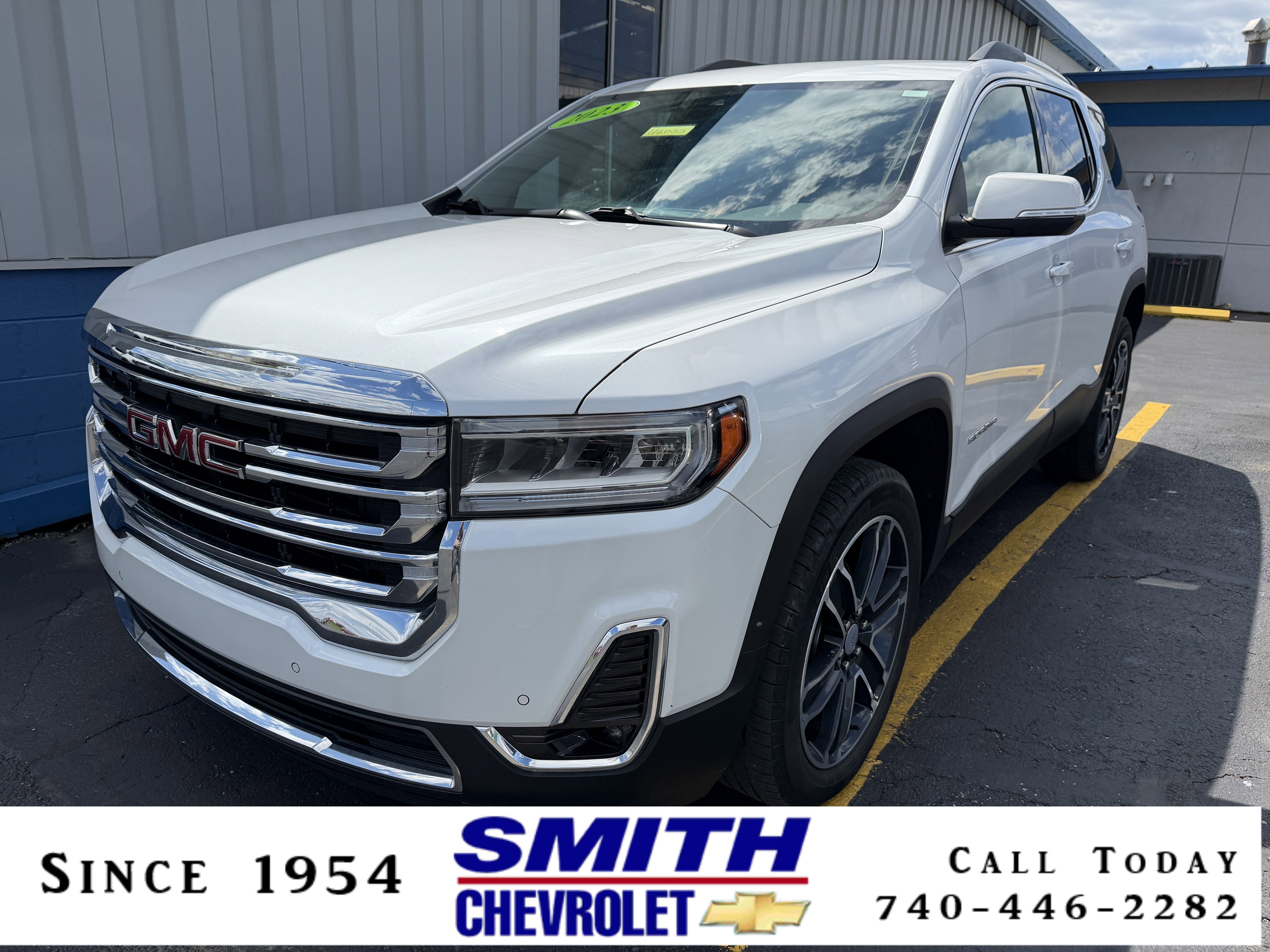 2023 GMC Acadia SLT