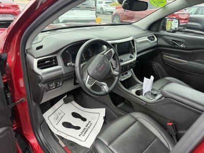 2023 GMC Acadia SLT