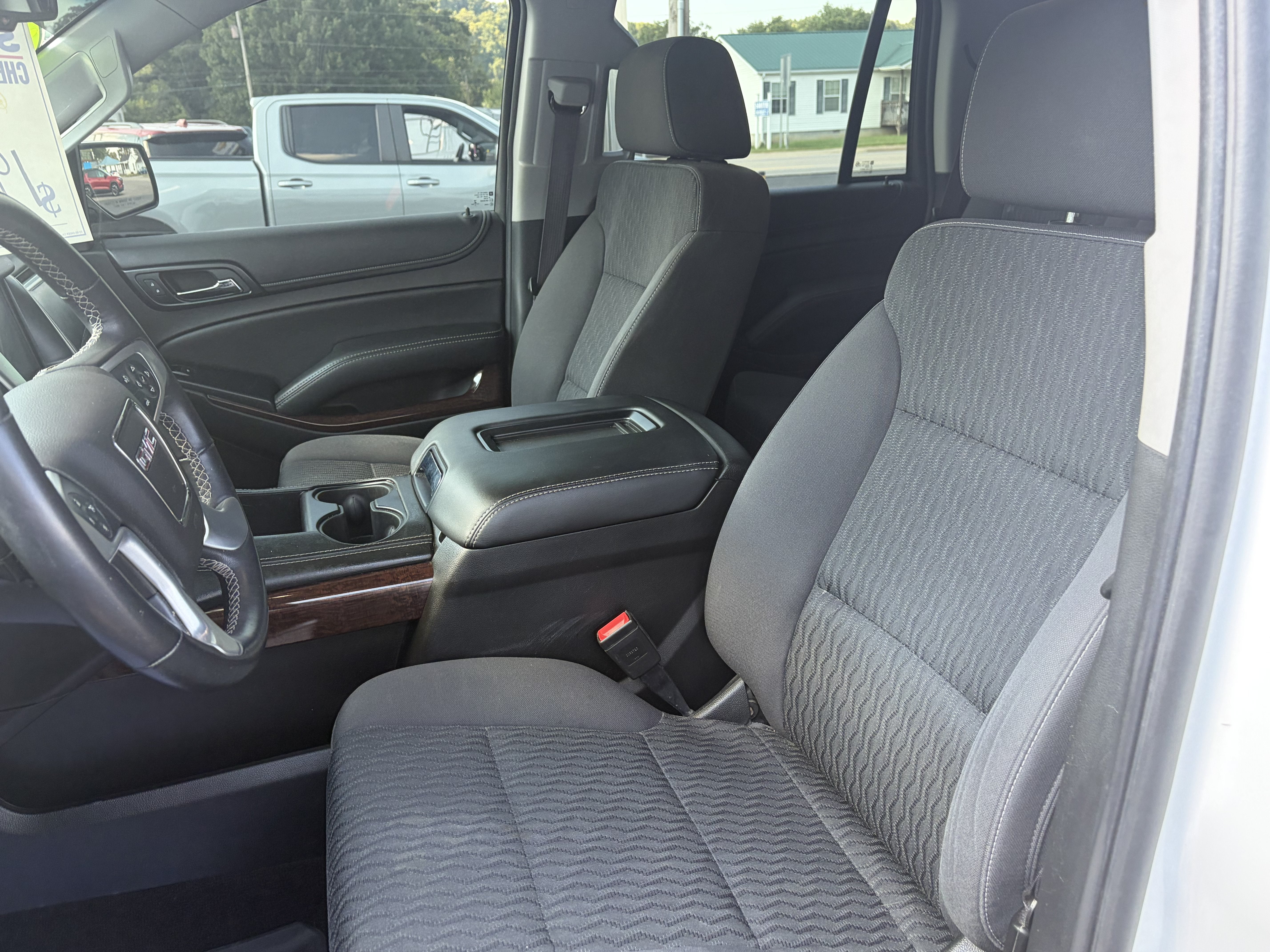 2017 GMC Yukon SLE