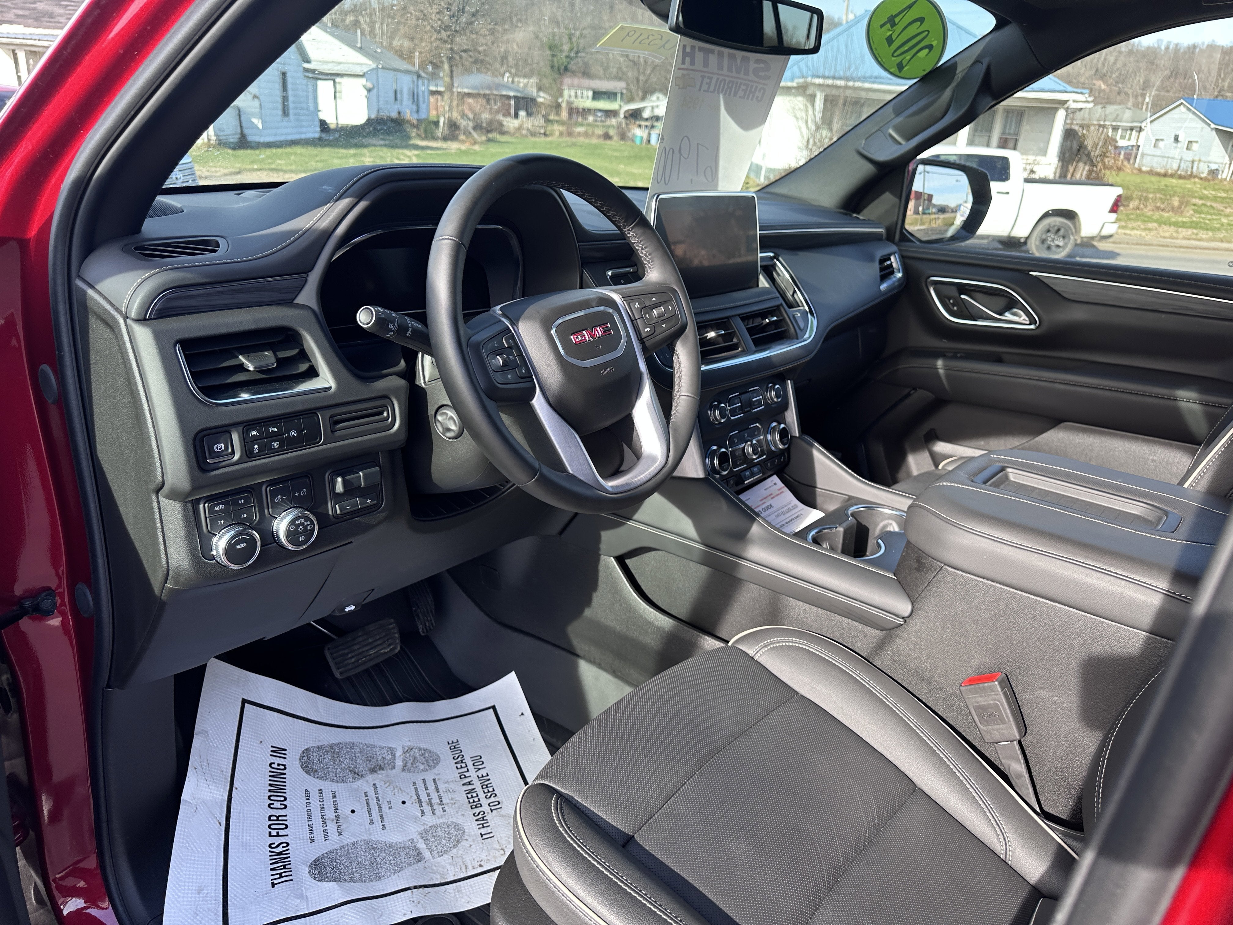 2024 GMC Yukon SLT