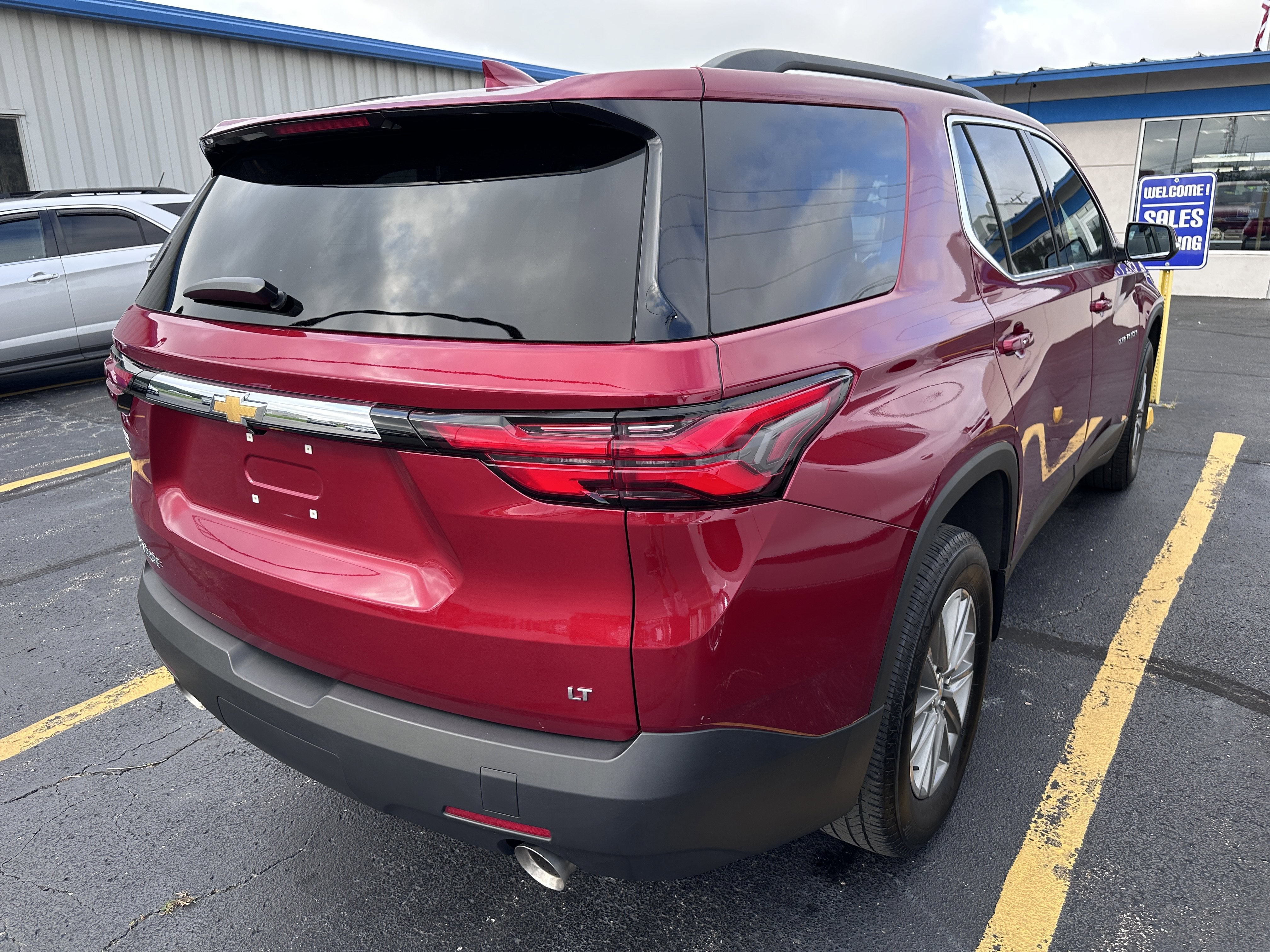 2023 Chevrolet Traverse LT Cloth