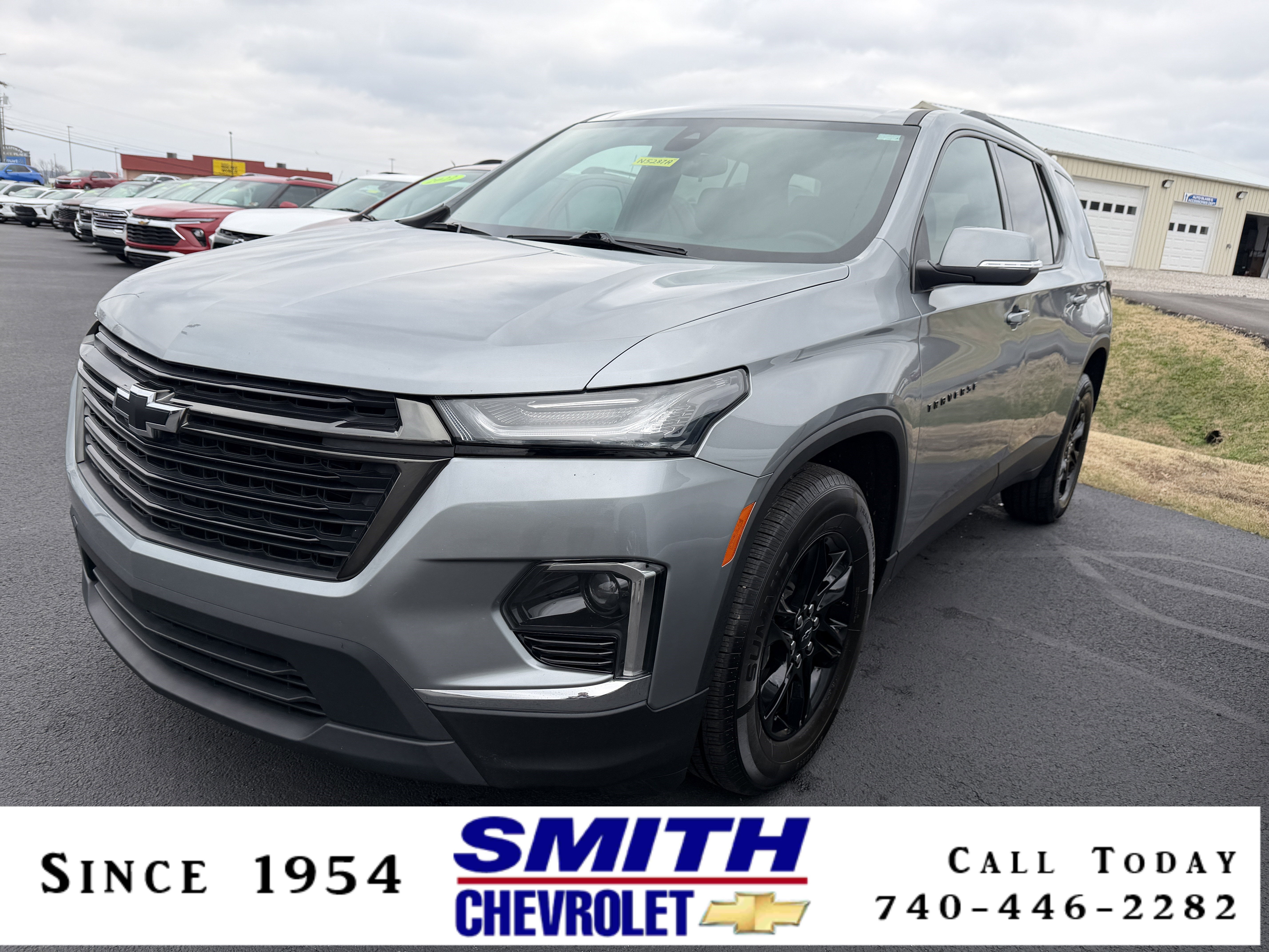 2023 Chevrolet Traverse LT Leather