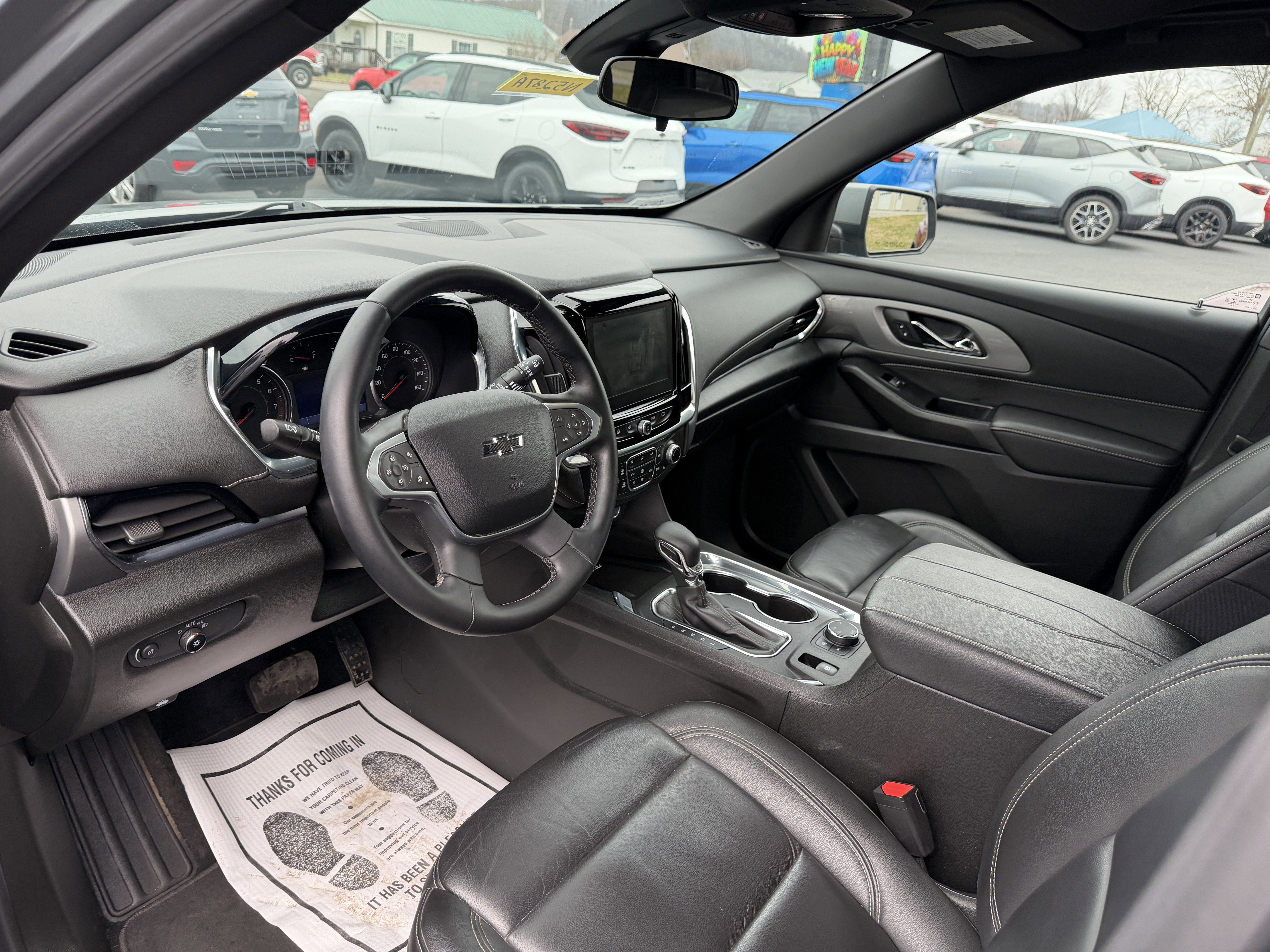 2023 Chevrolet Traverse LT Leather