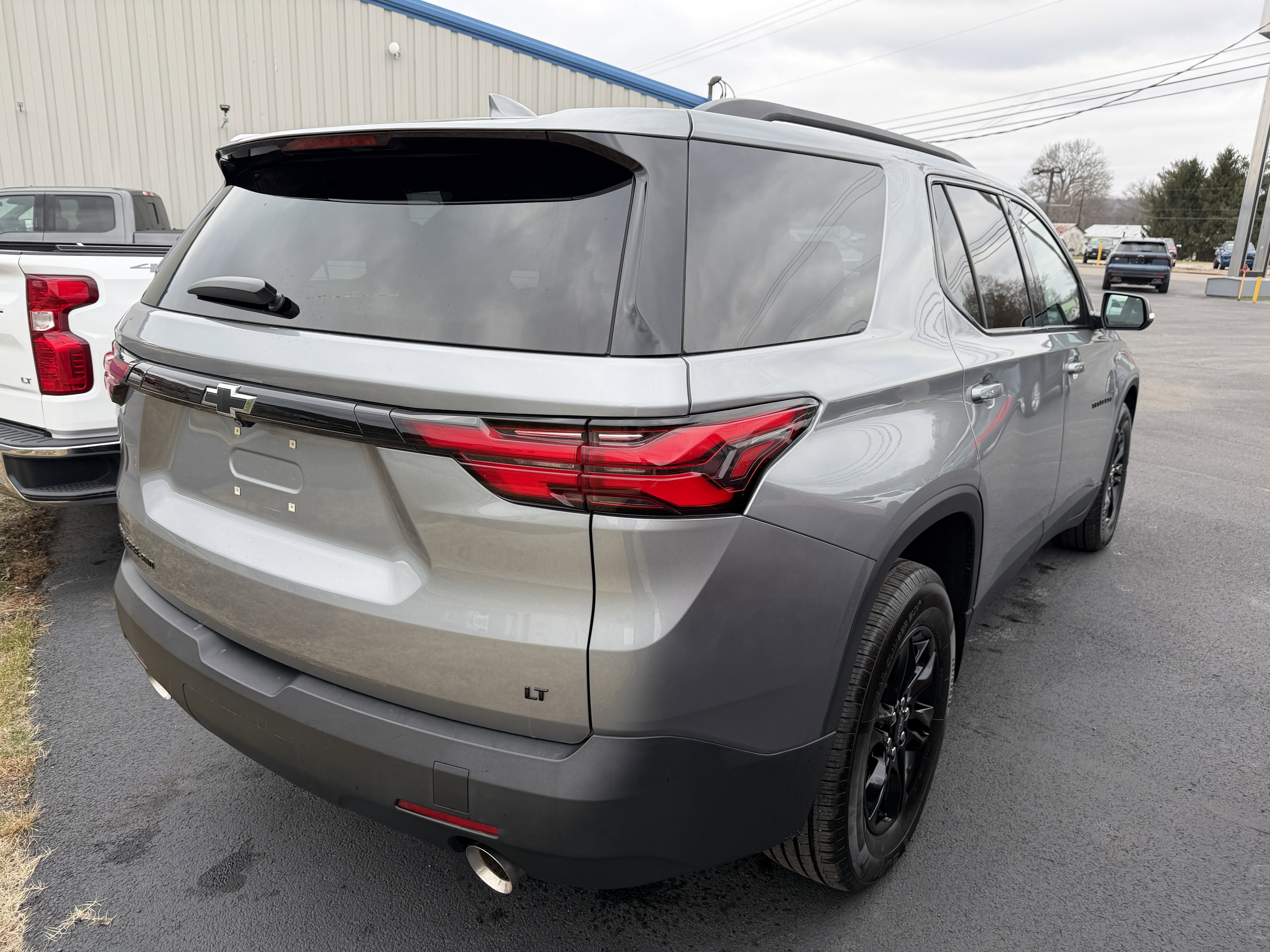 2023 Chevrolet Traverse LT Leather