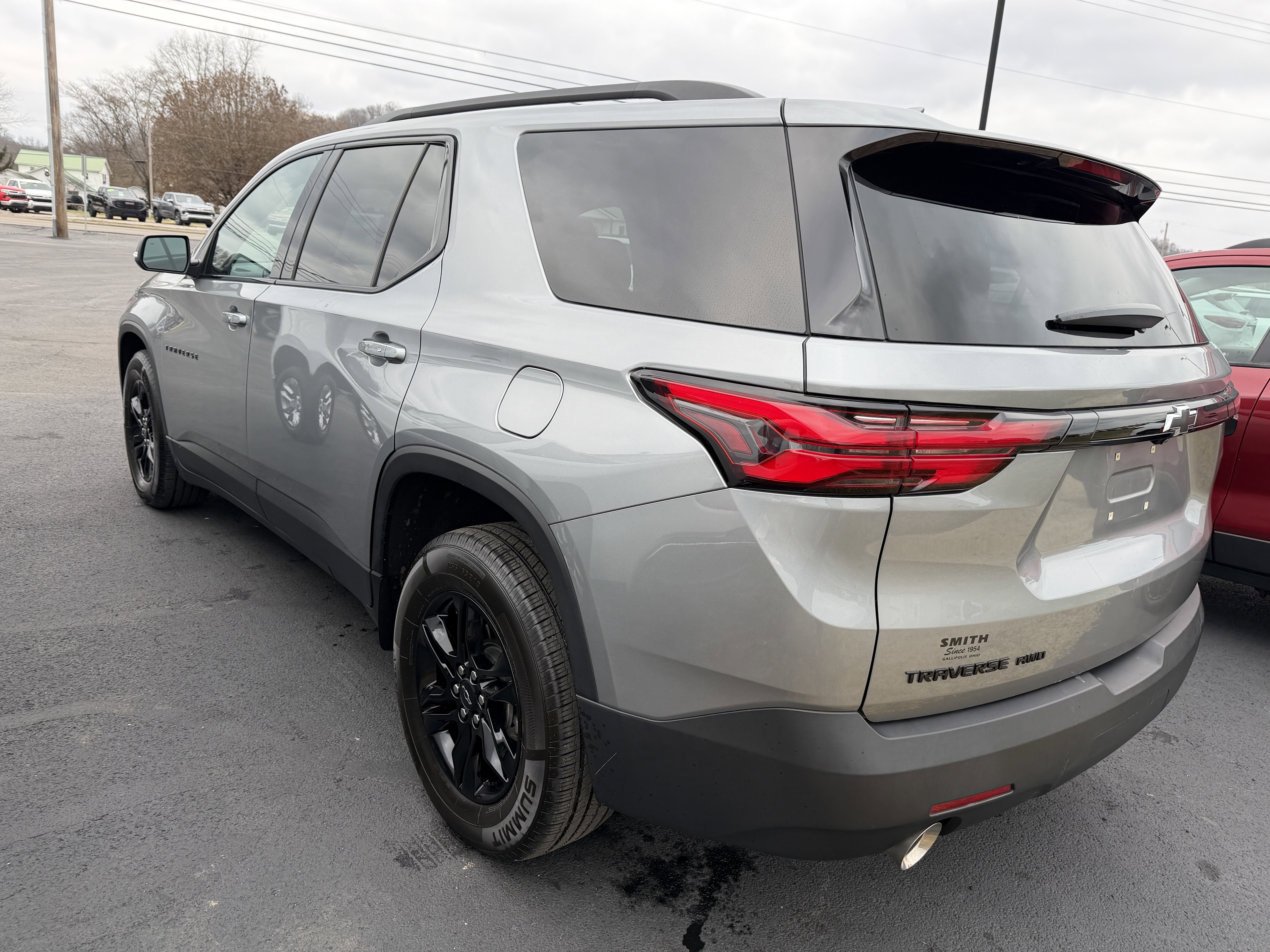 2023 Chevrolet Traverse LT Leather