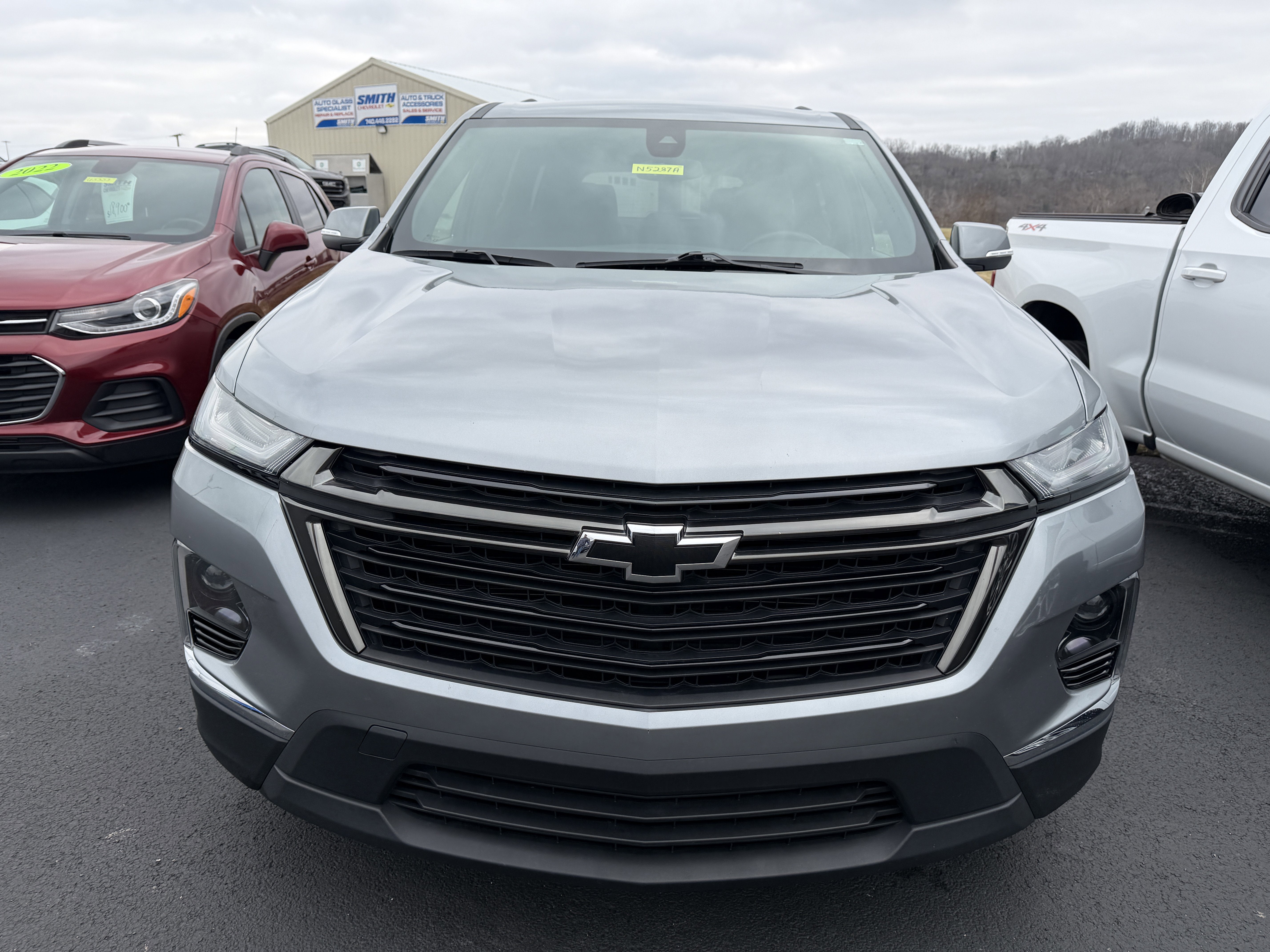 2023 Chevrolet Traverse LT Leather