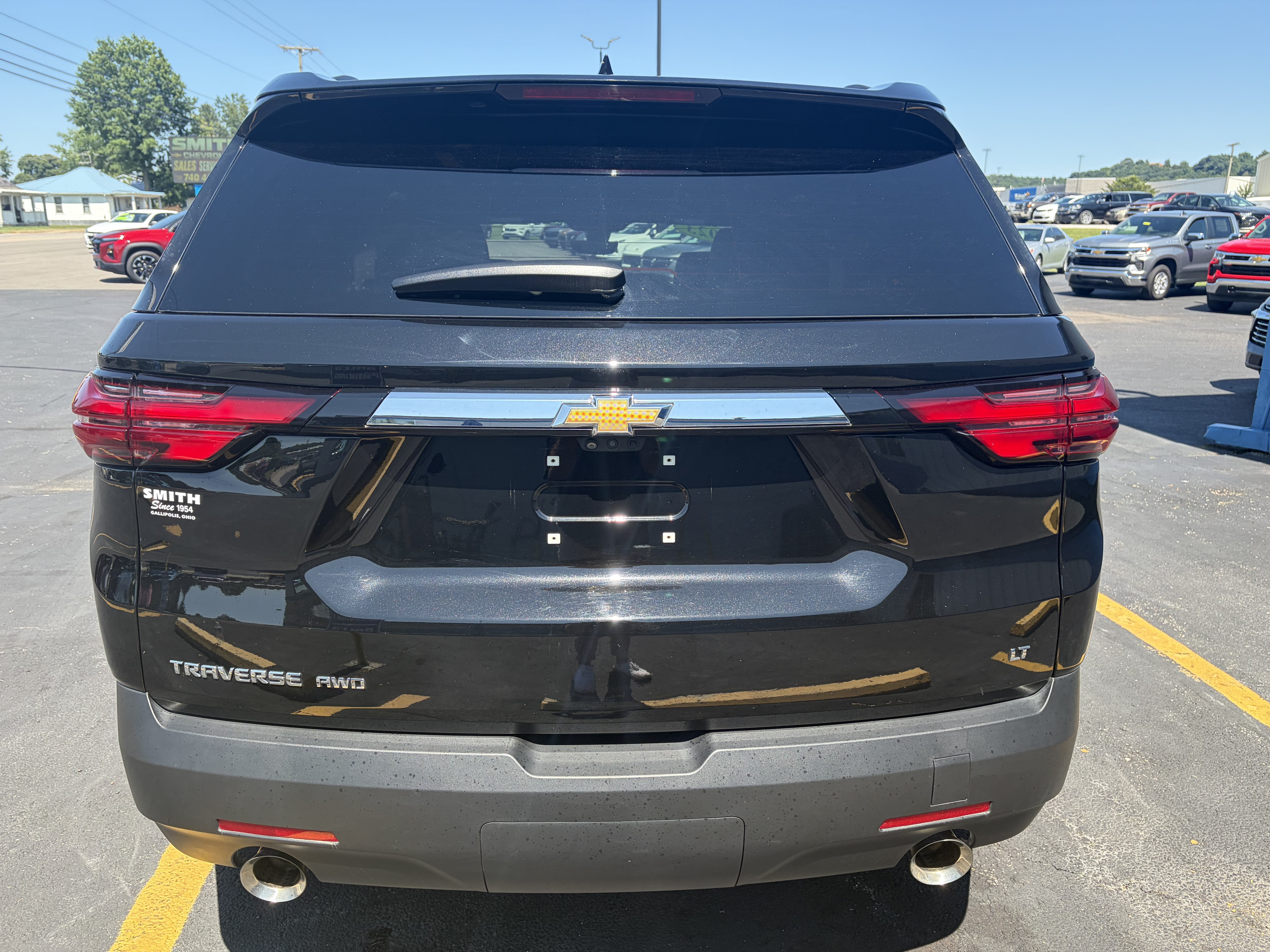 2023 Chevrolet Traverse LT Leather