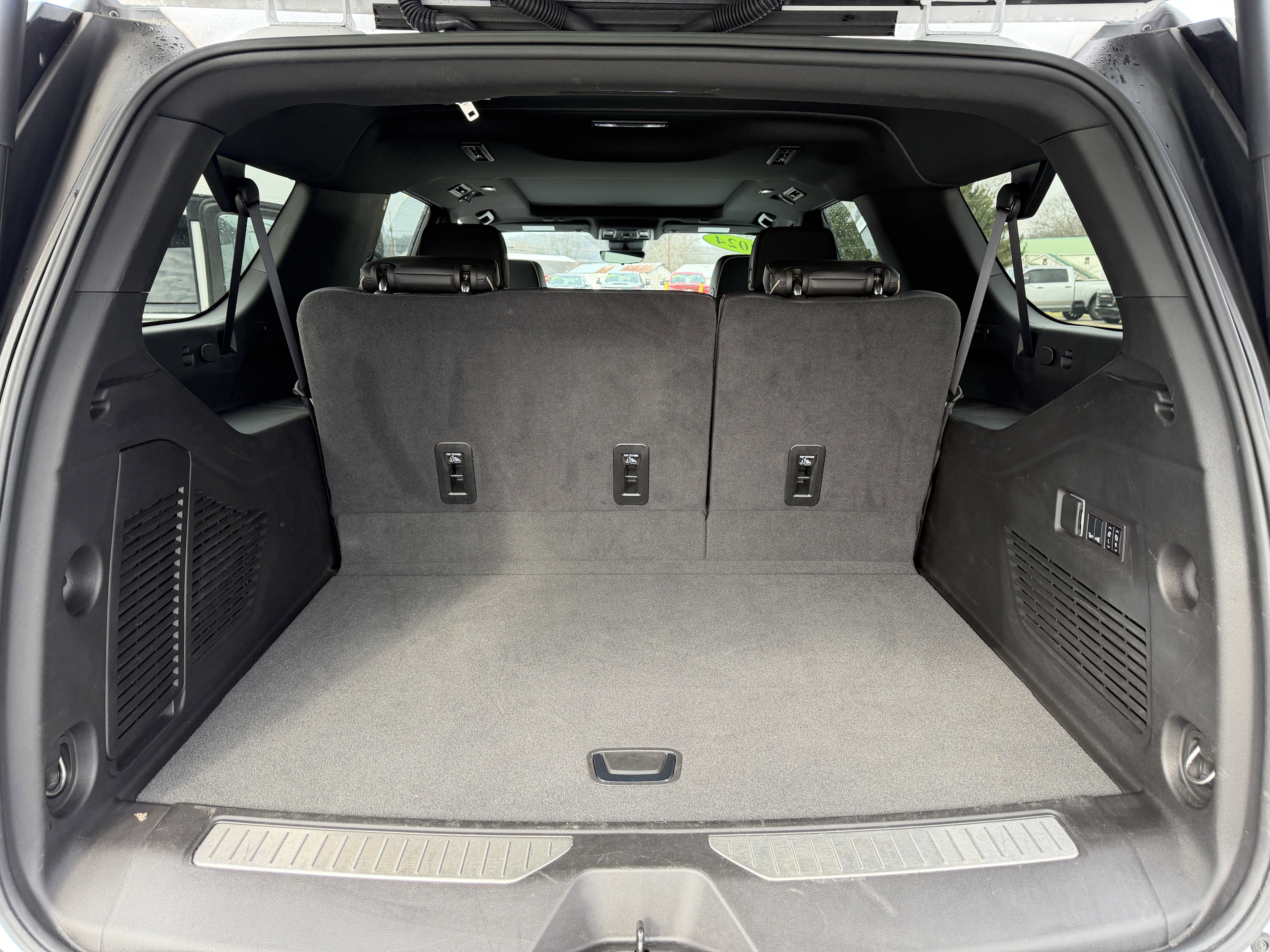 2024 Chevrolet Suburban Premier