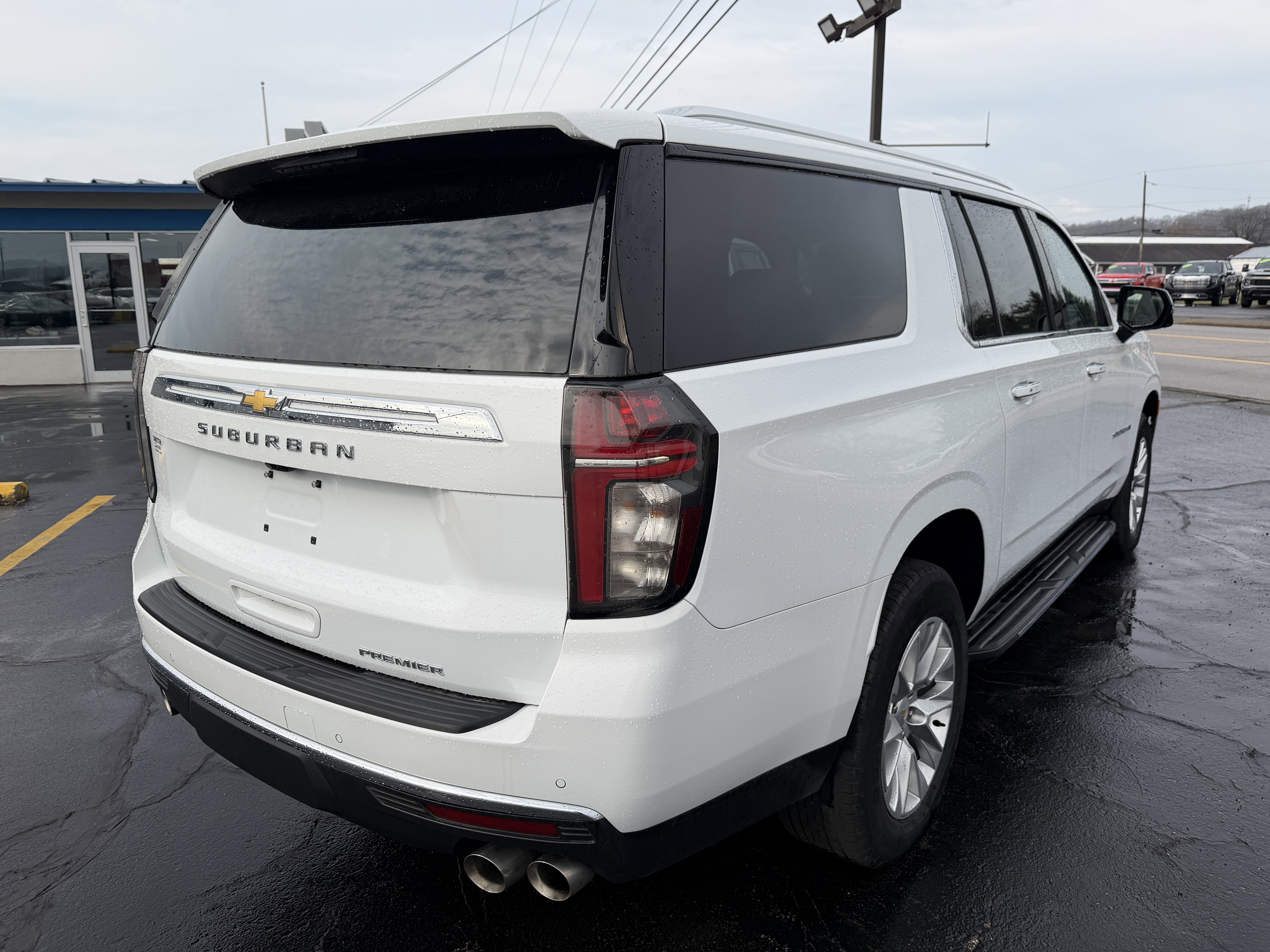 2024 Chevrolet Suburban Premier