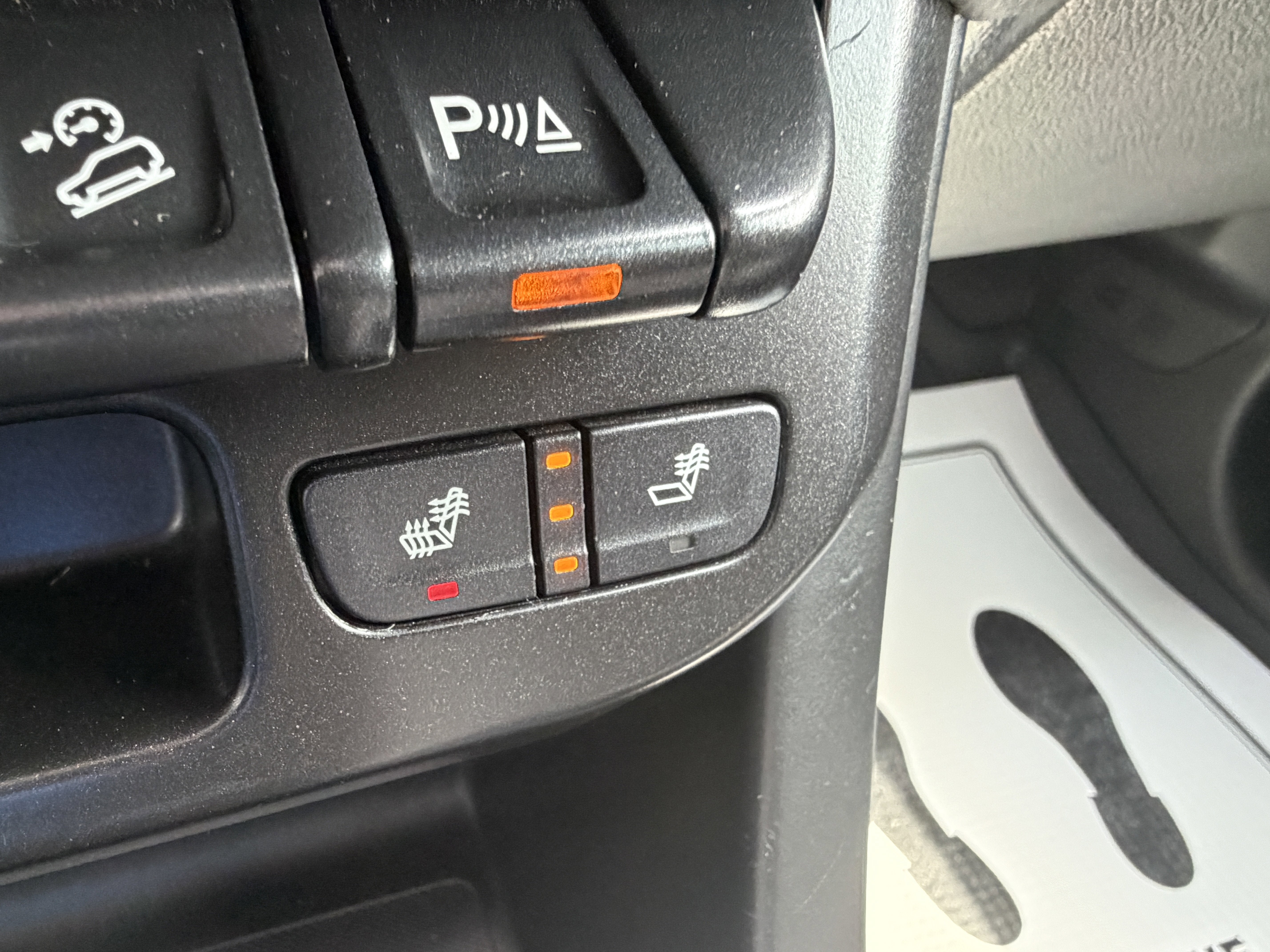 2022 GMC Canyon AT4 - Leather
