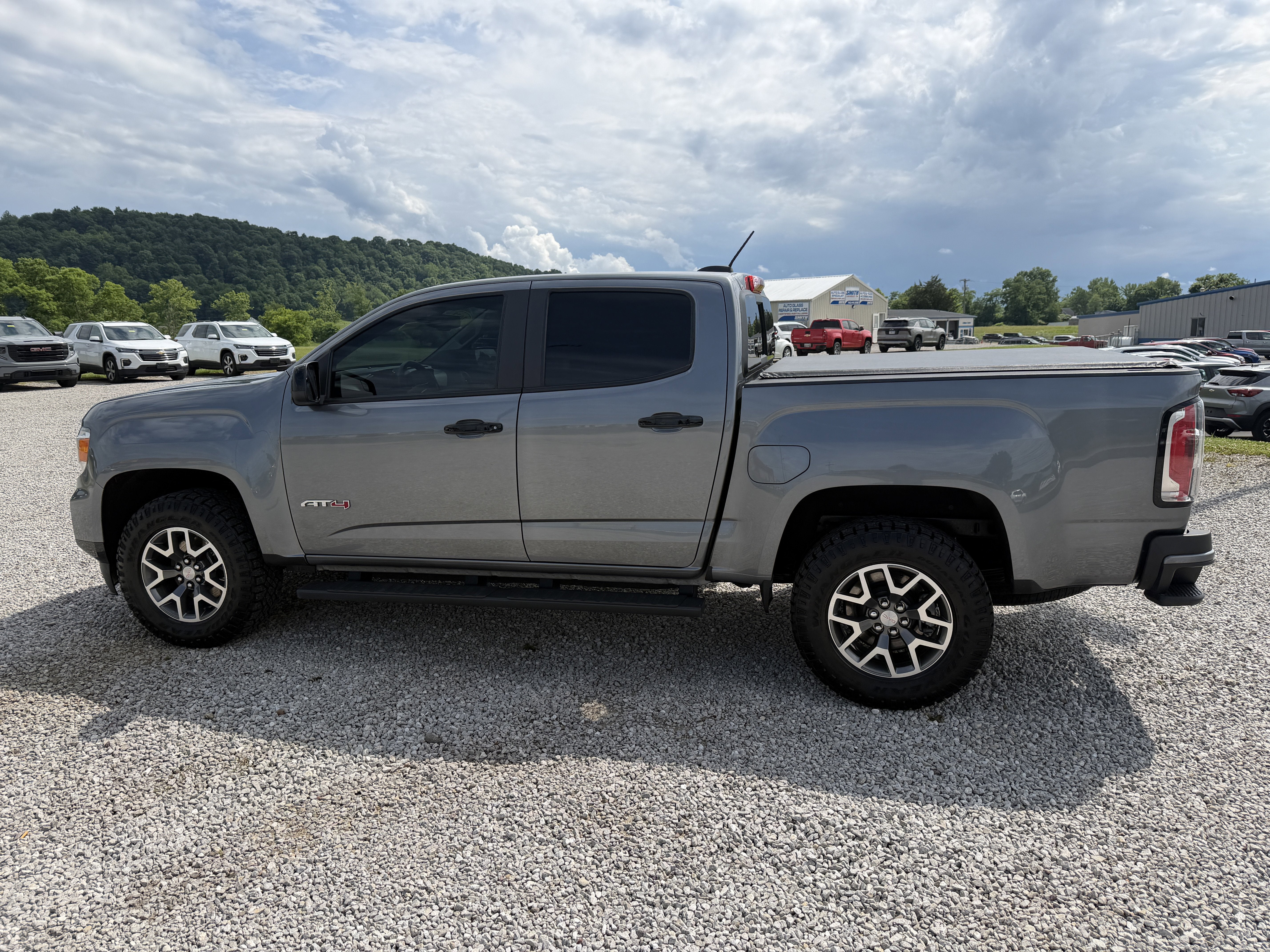 2022 GMC Canyon AT4 - Leather