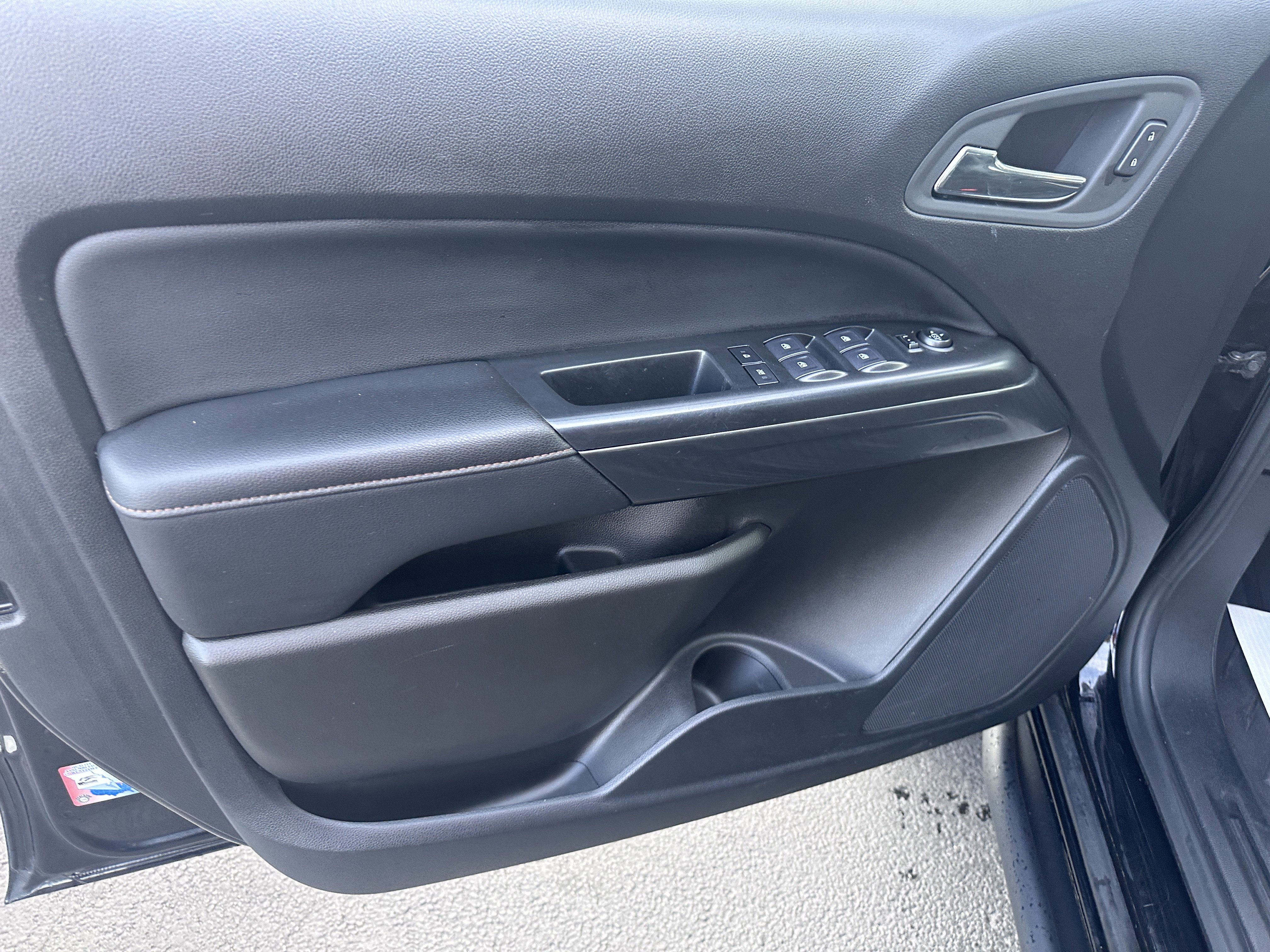 2022 GMC Canyon AT4 - Leather