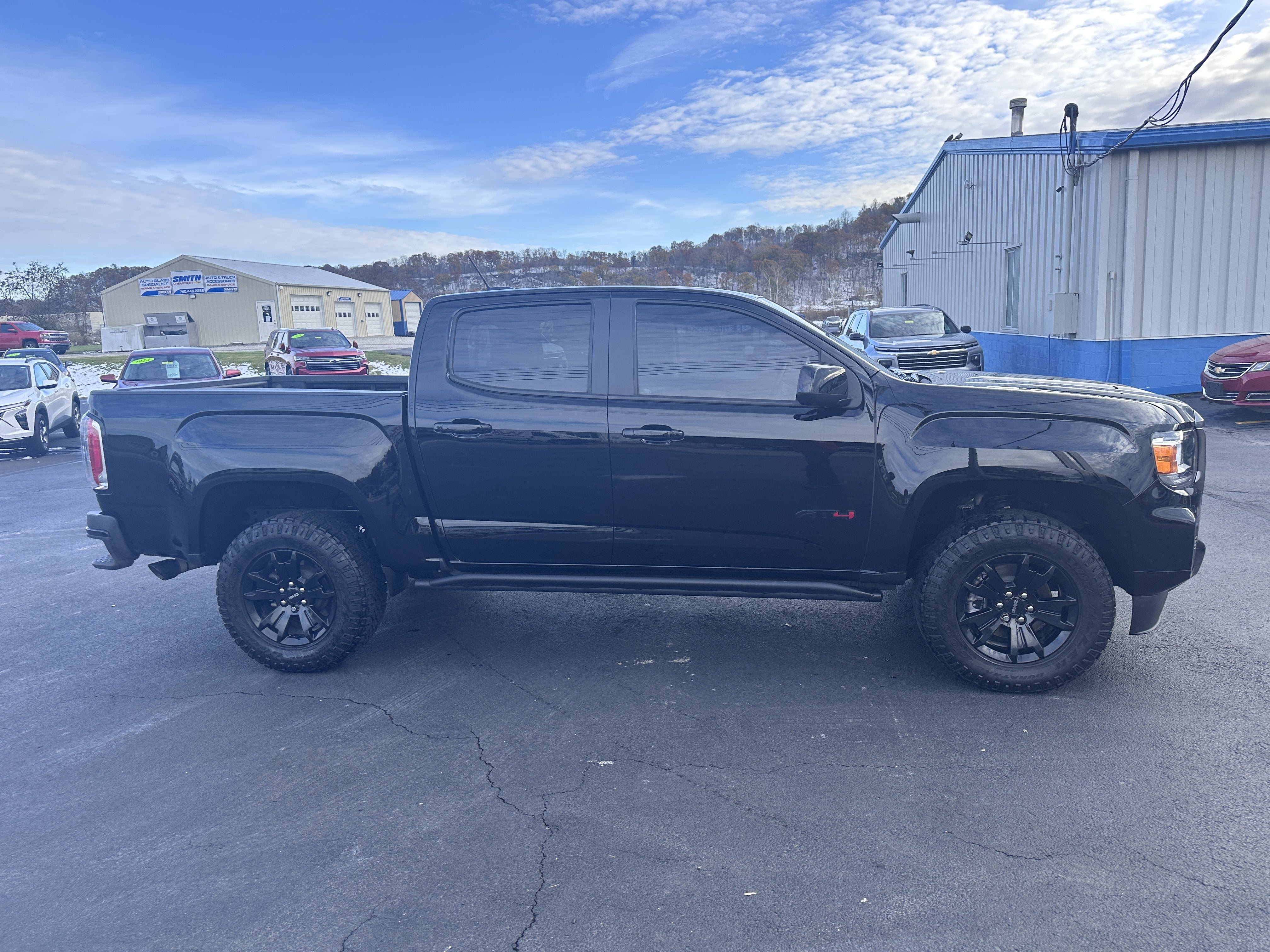 2022 GMC Canyon AT4 - Leather