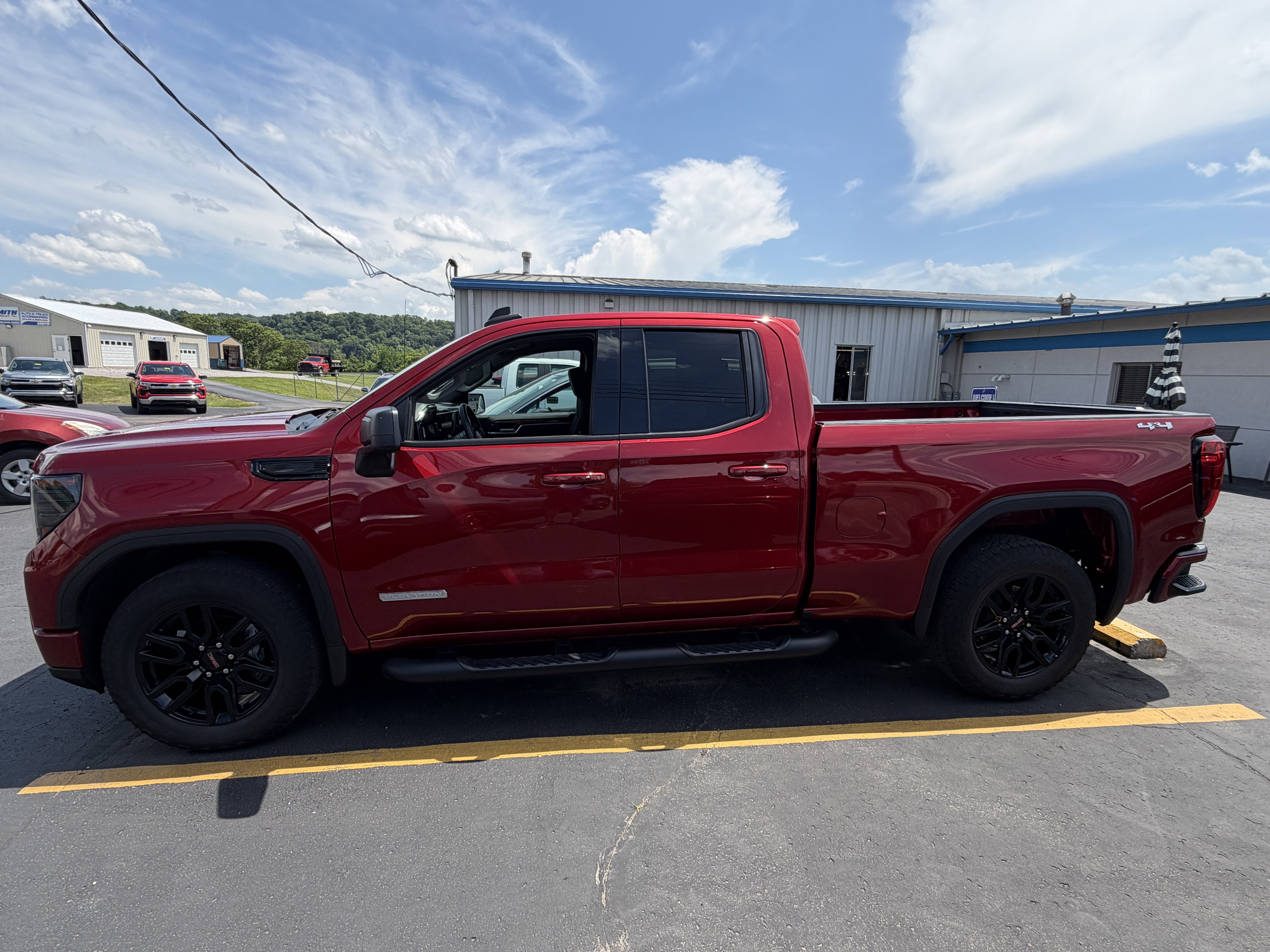 2023 GMC Sierra 1500 Elevation