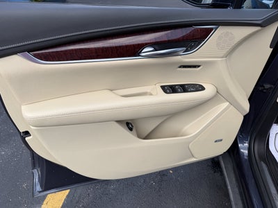 2019 Cadillac XT5 Luxury FWD