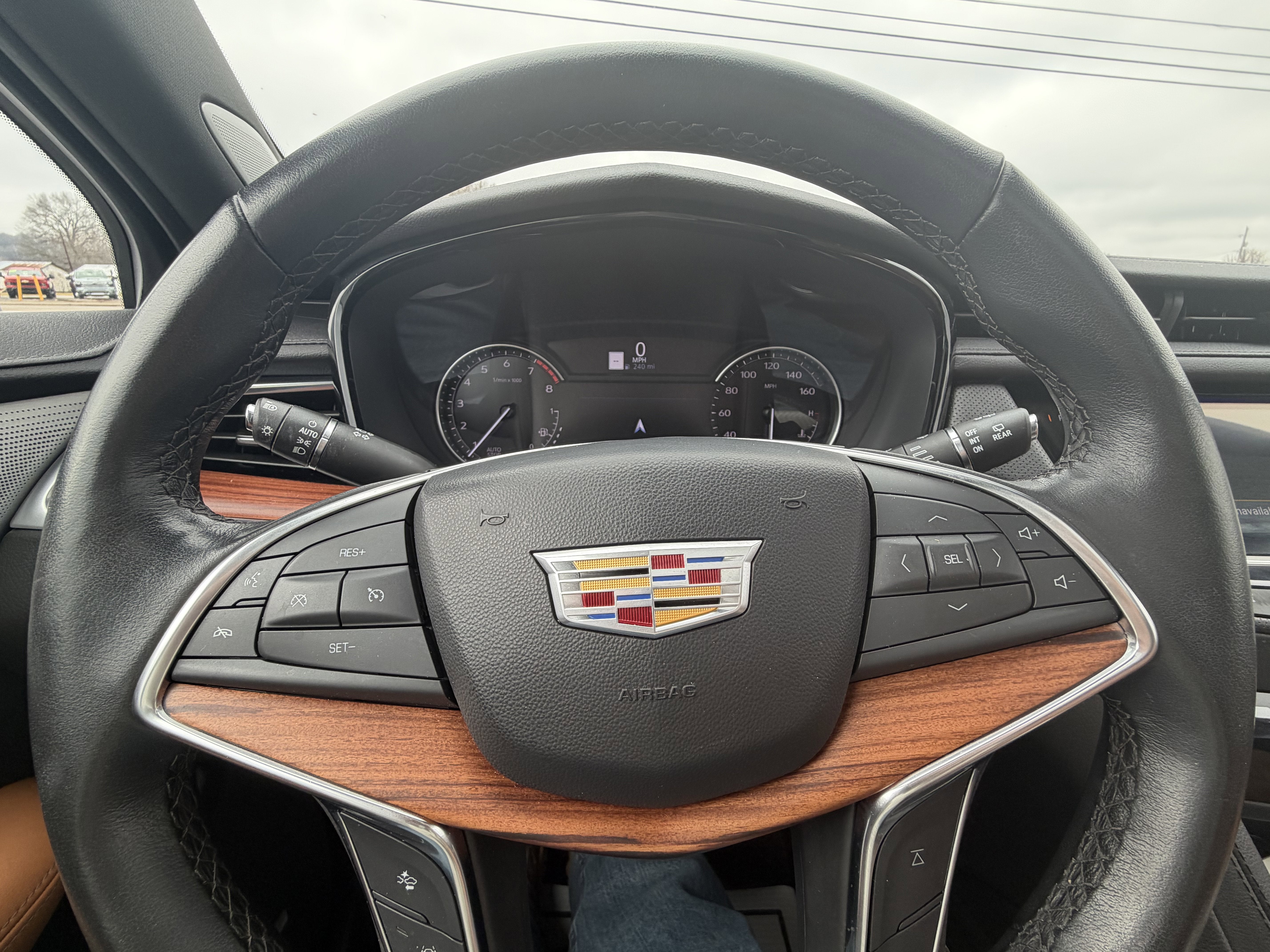 2023 Cadillac XT5 Premium Luxury