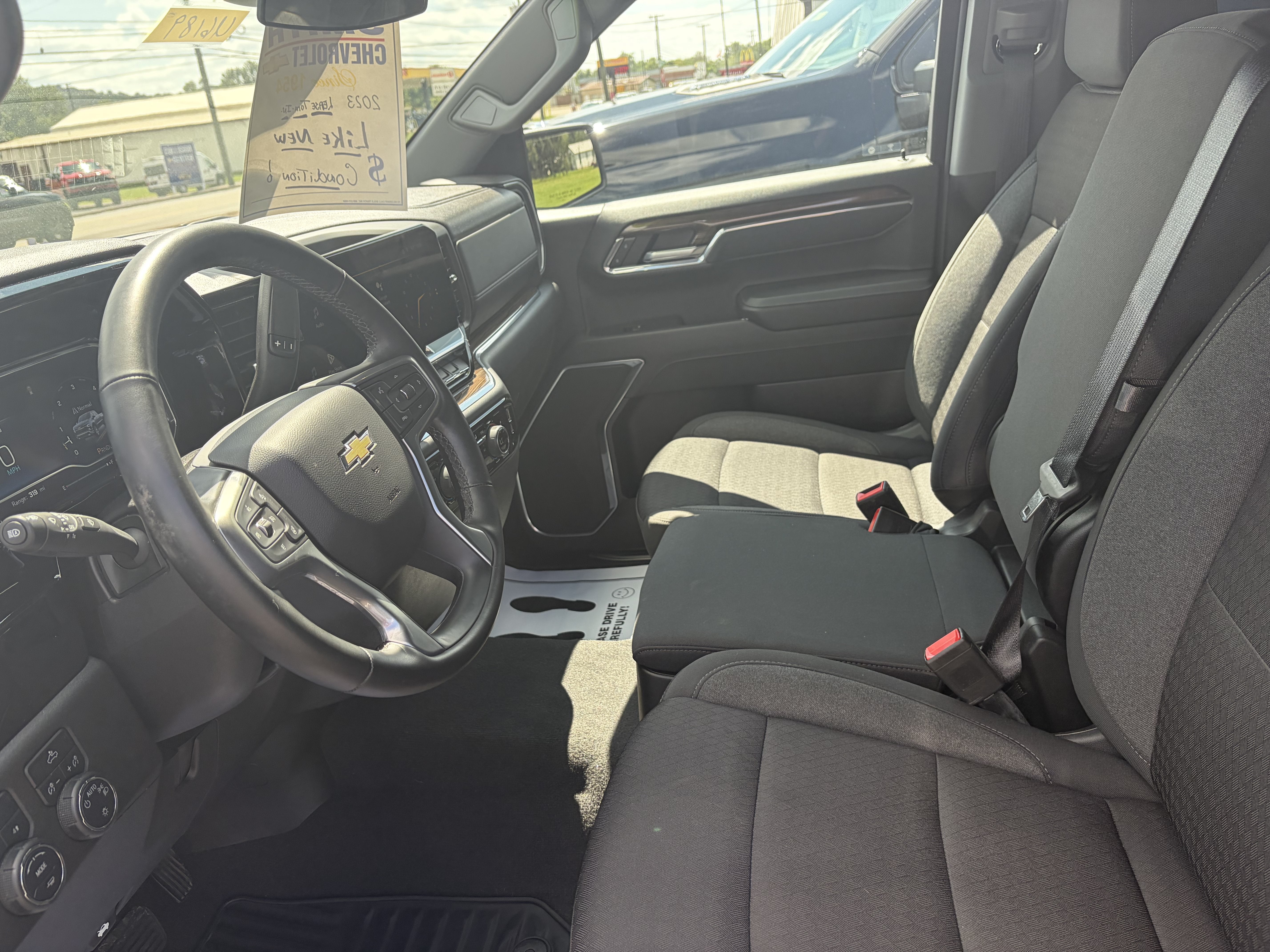 2023 Chevrolet Silverado 1500 LT
