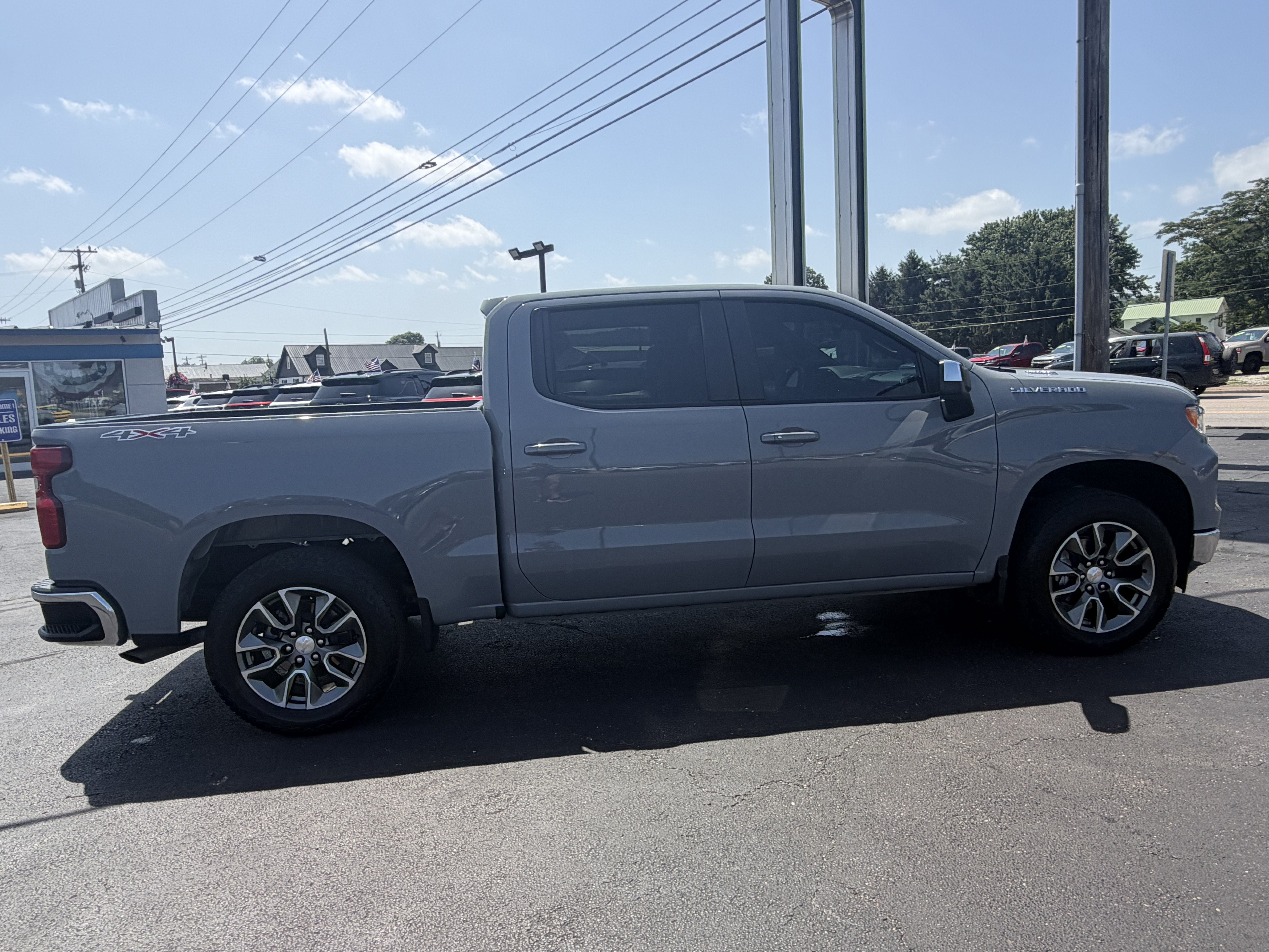 2024 Chevrolet Silverado 1500 LT (2FL)