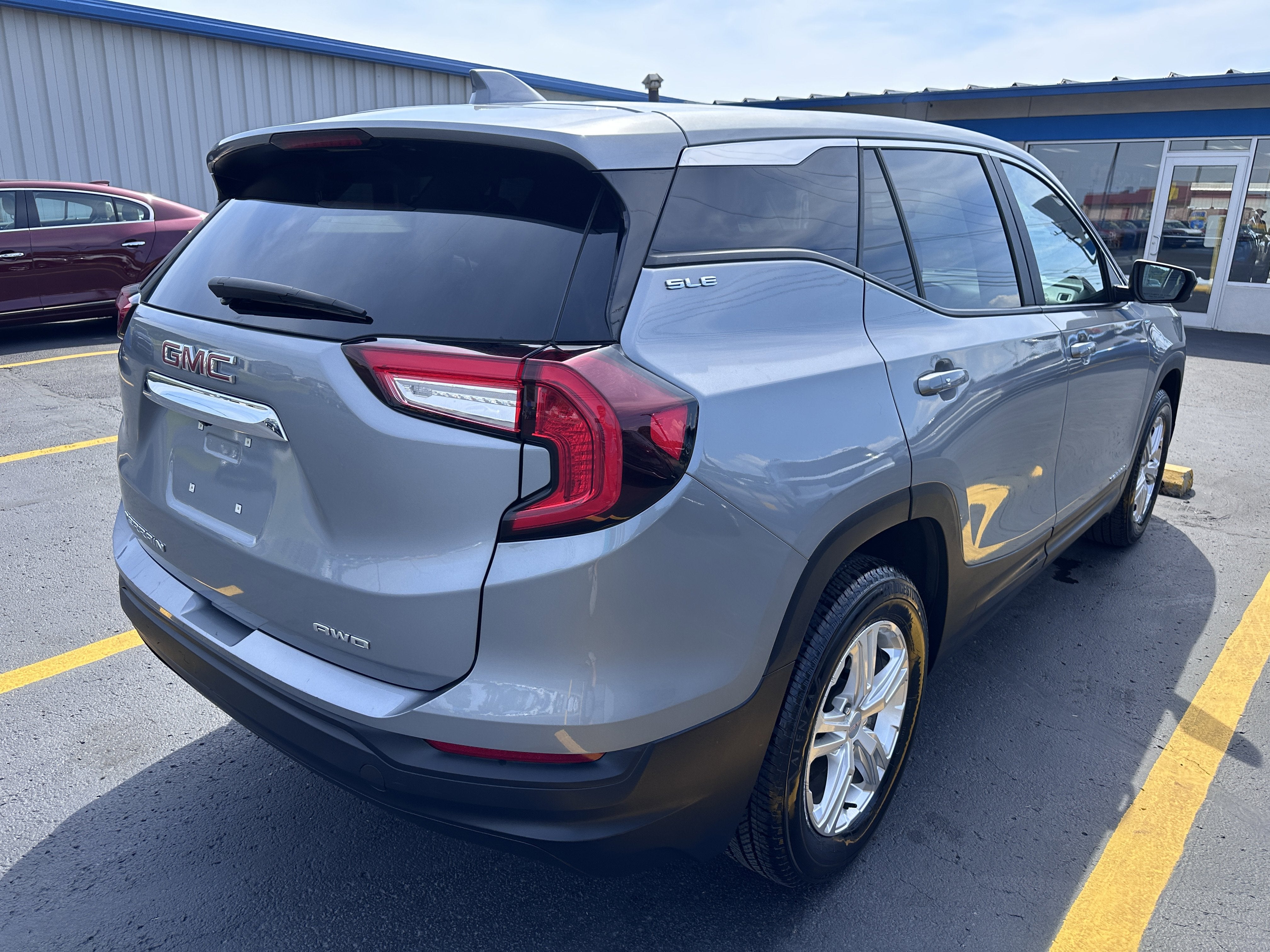 2024 GMC Terrain SLE