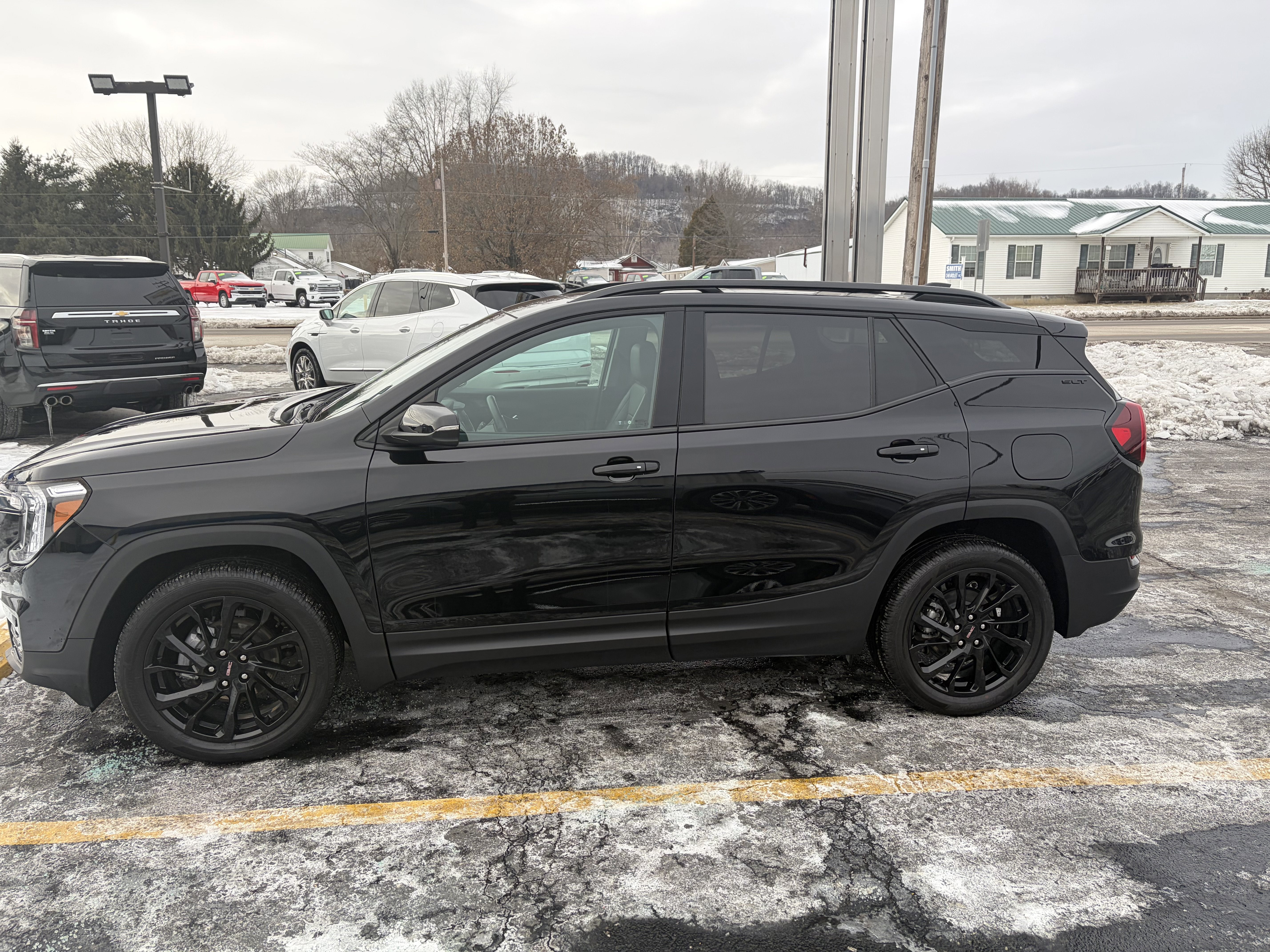 2024 GMC Terrain SLT