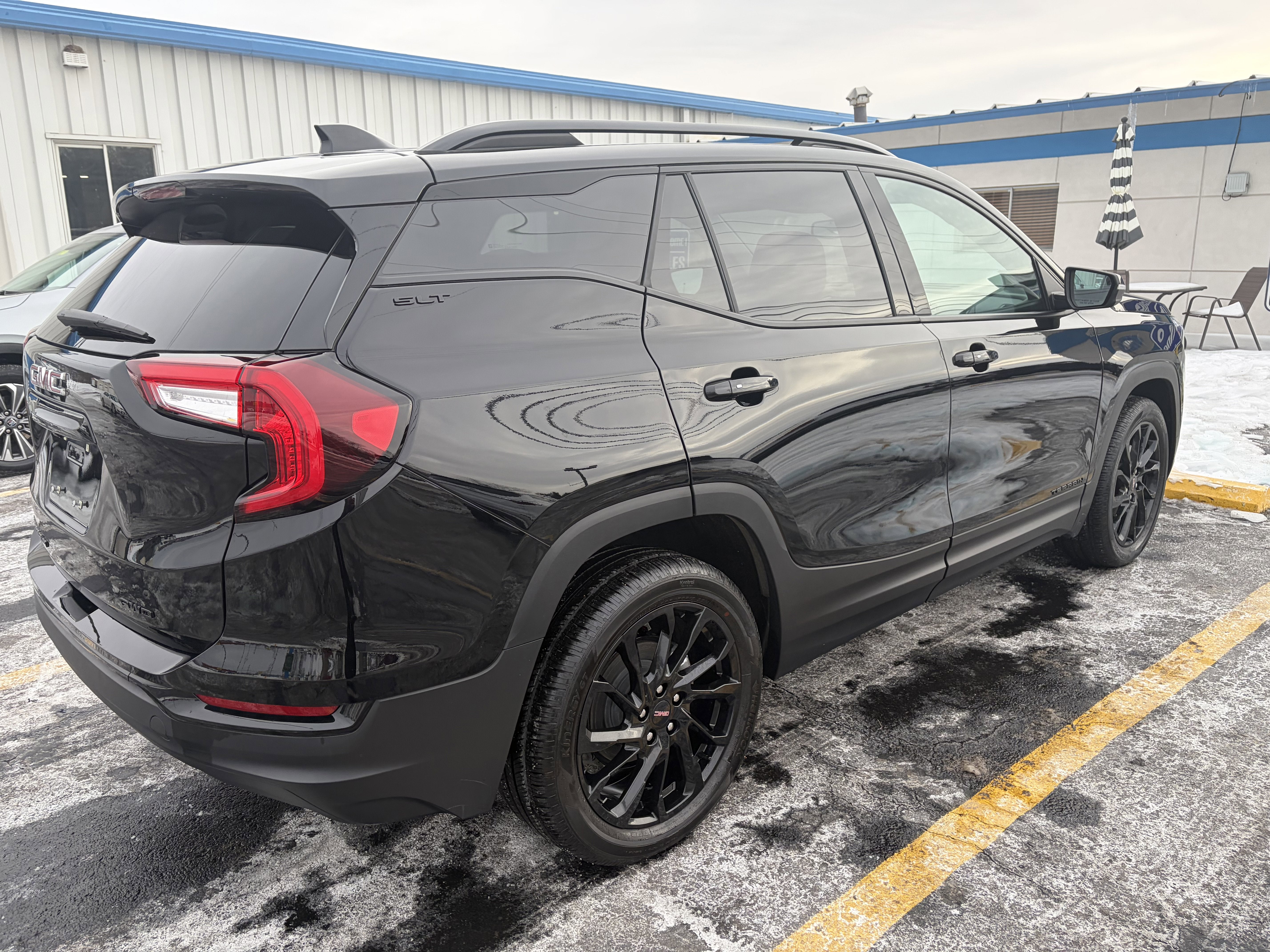 2024 GMC Terrain SLT
