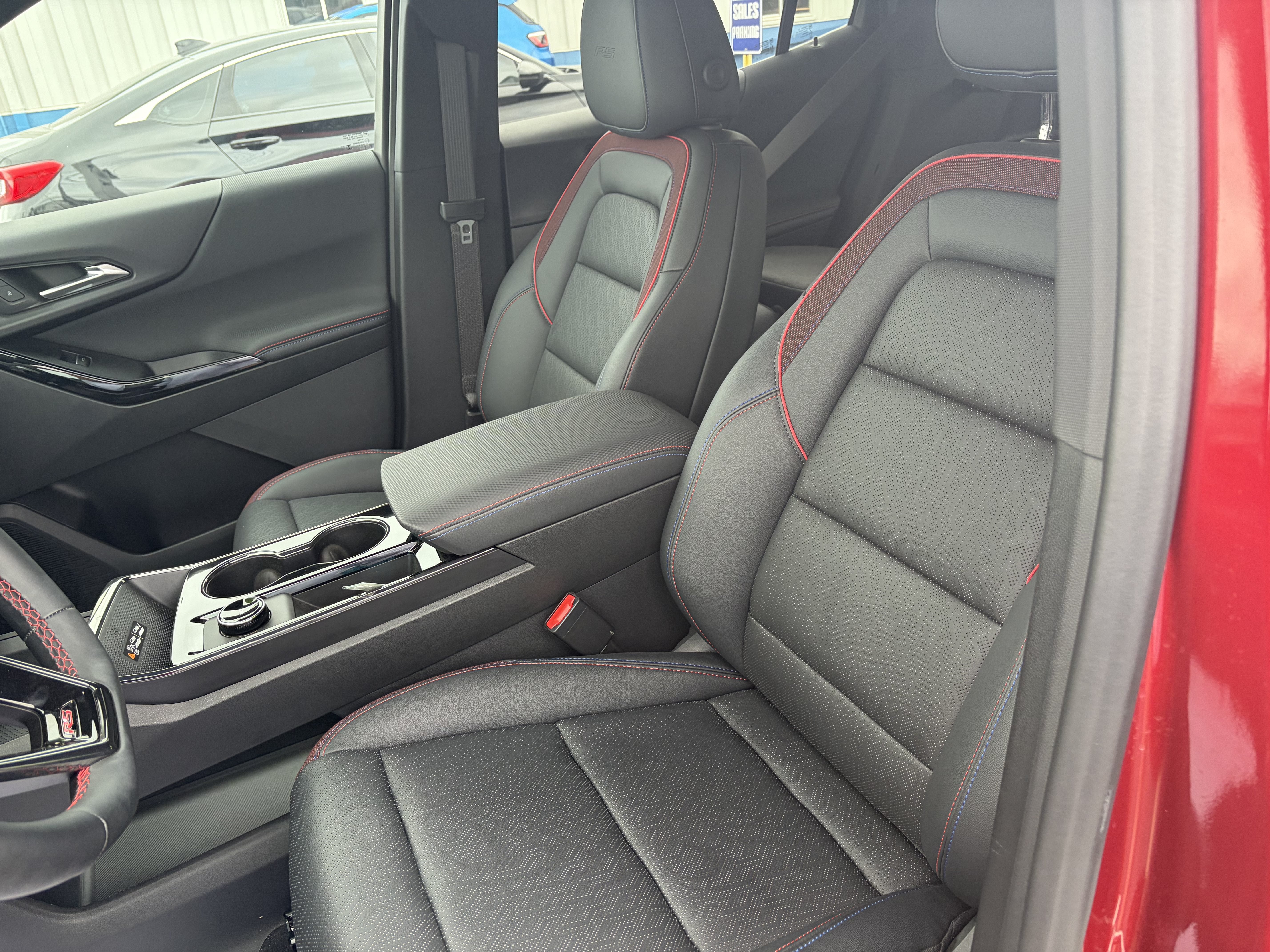 2025 Chevrolet Equinox RS