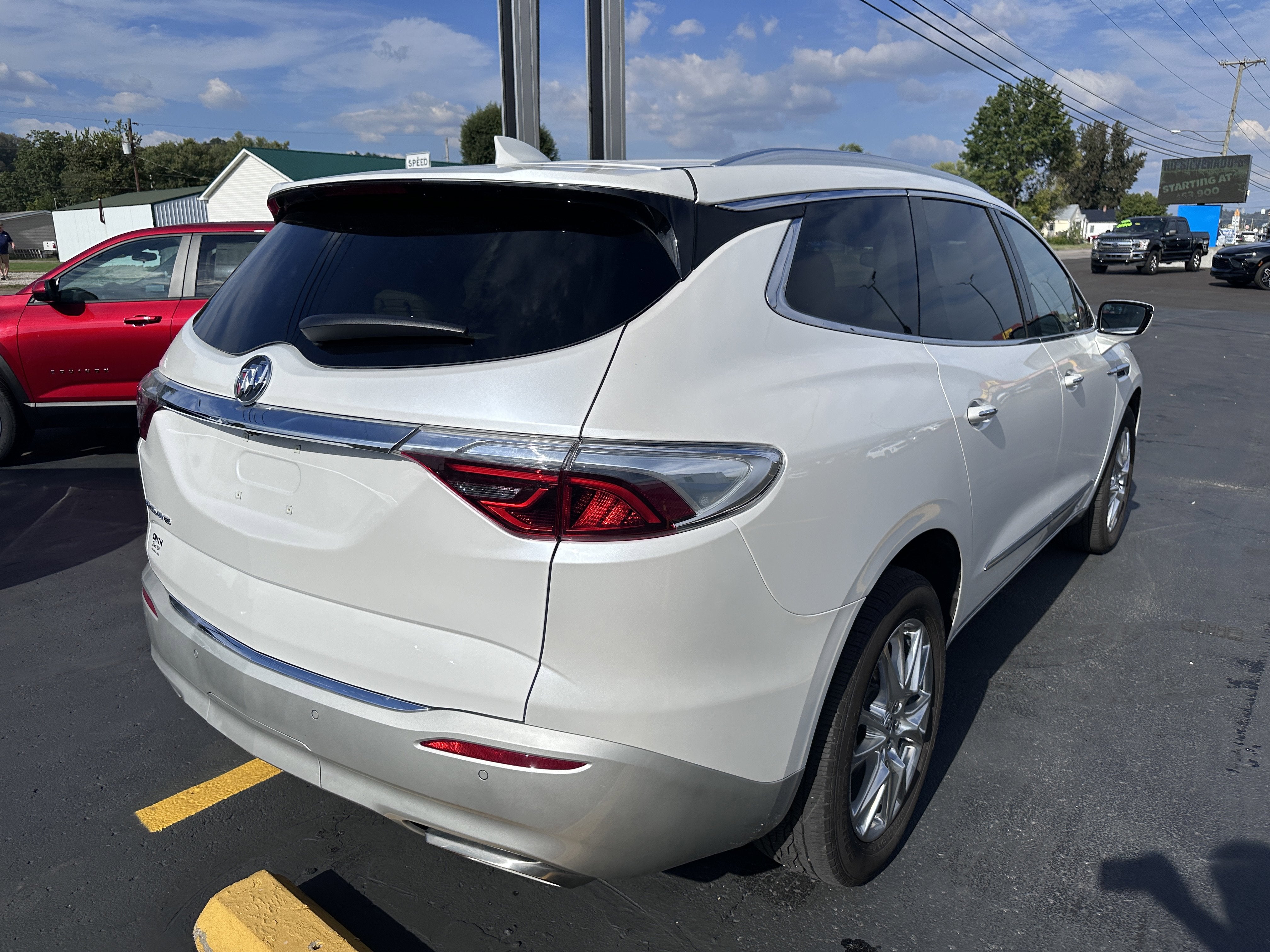 2023 Buick Enclave Essence