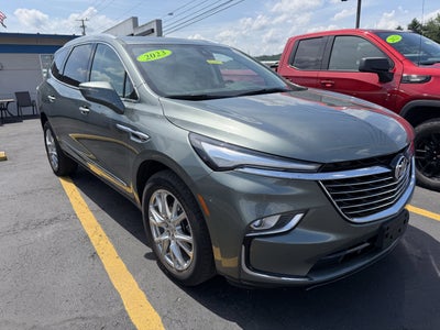 2023 Buick Enclave Essence