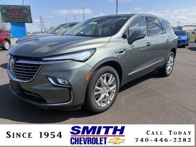 2023 Buick Enclave Essence