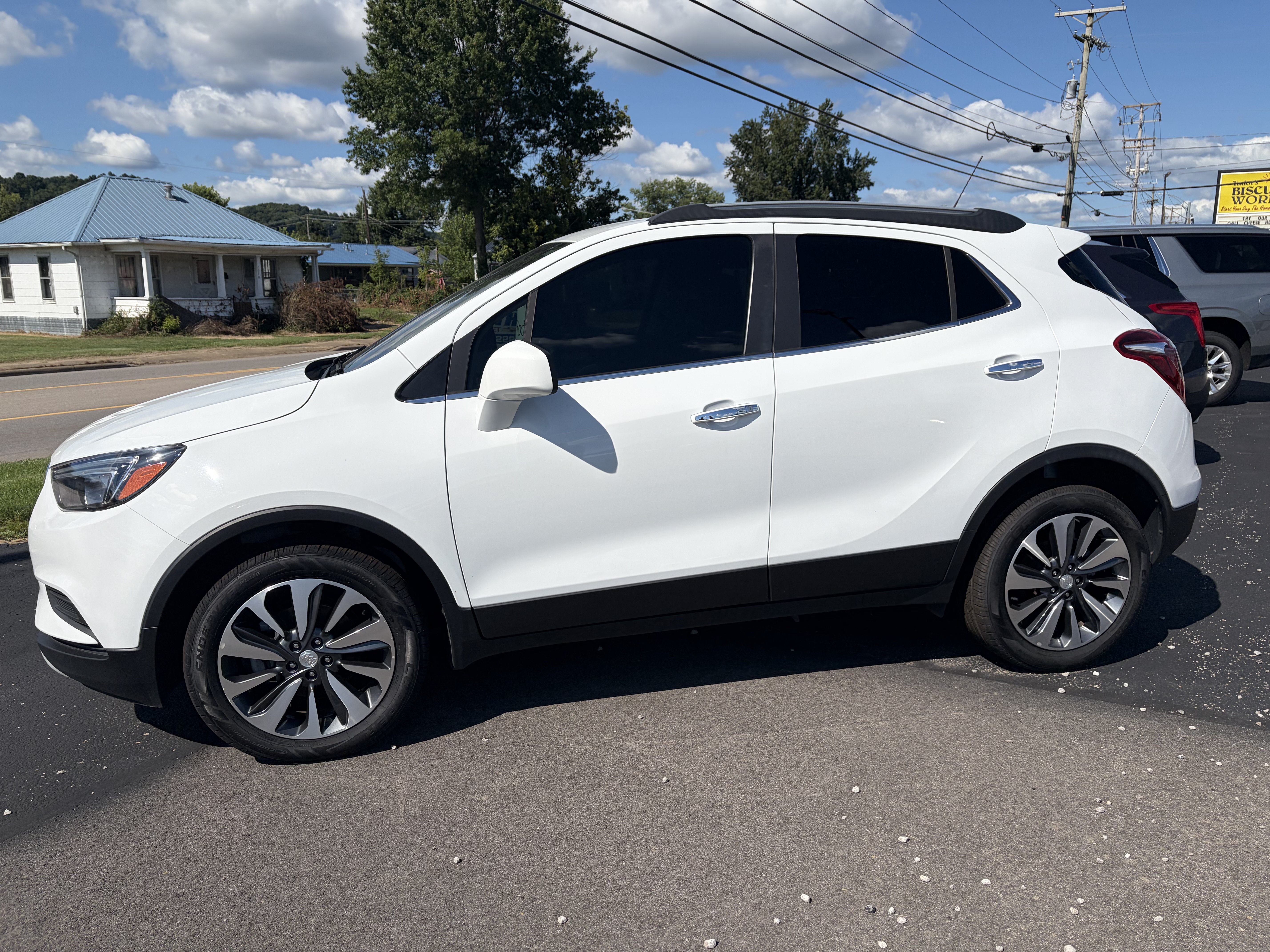 Used 2022 Buick Encore Preferred with VIN KL4CJESM2NB565878 for sale in Gallipolis, OH