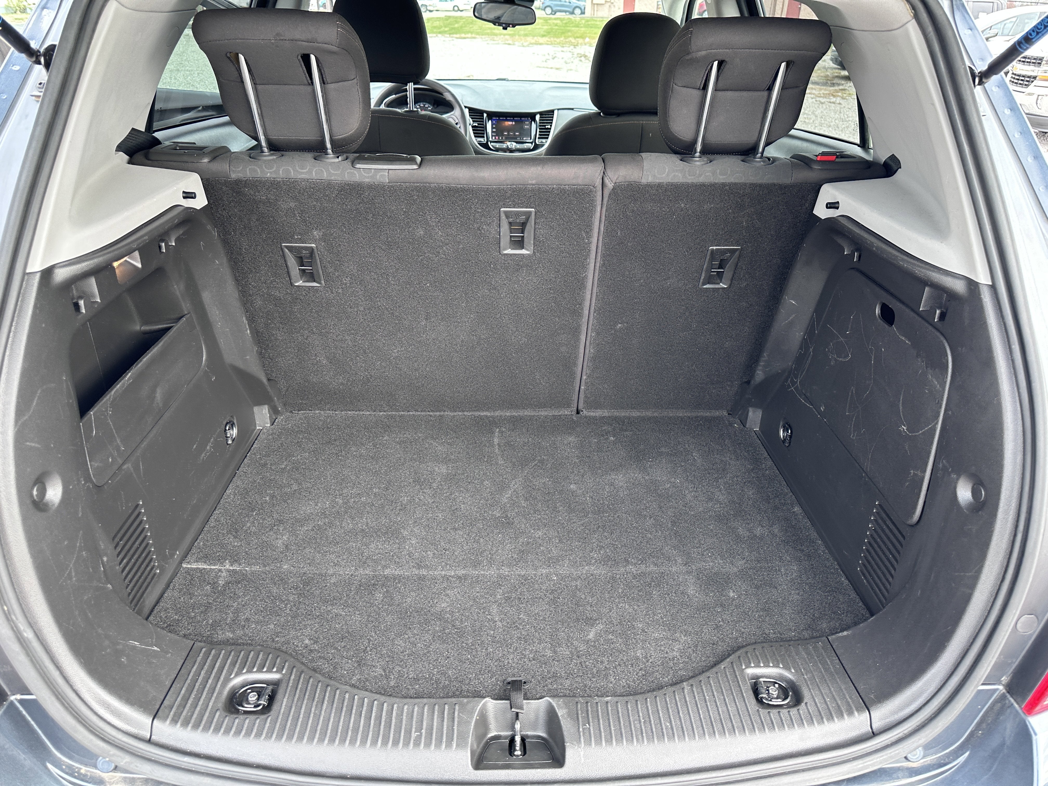 2022 Chevrolet Trax LS